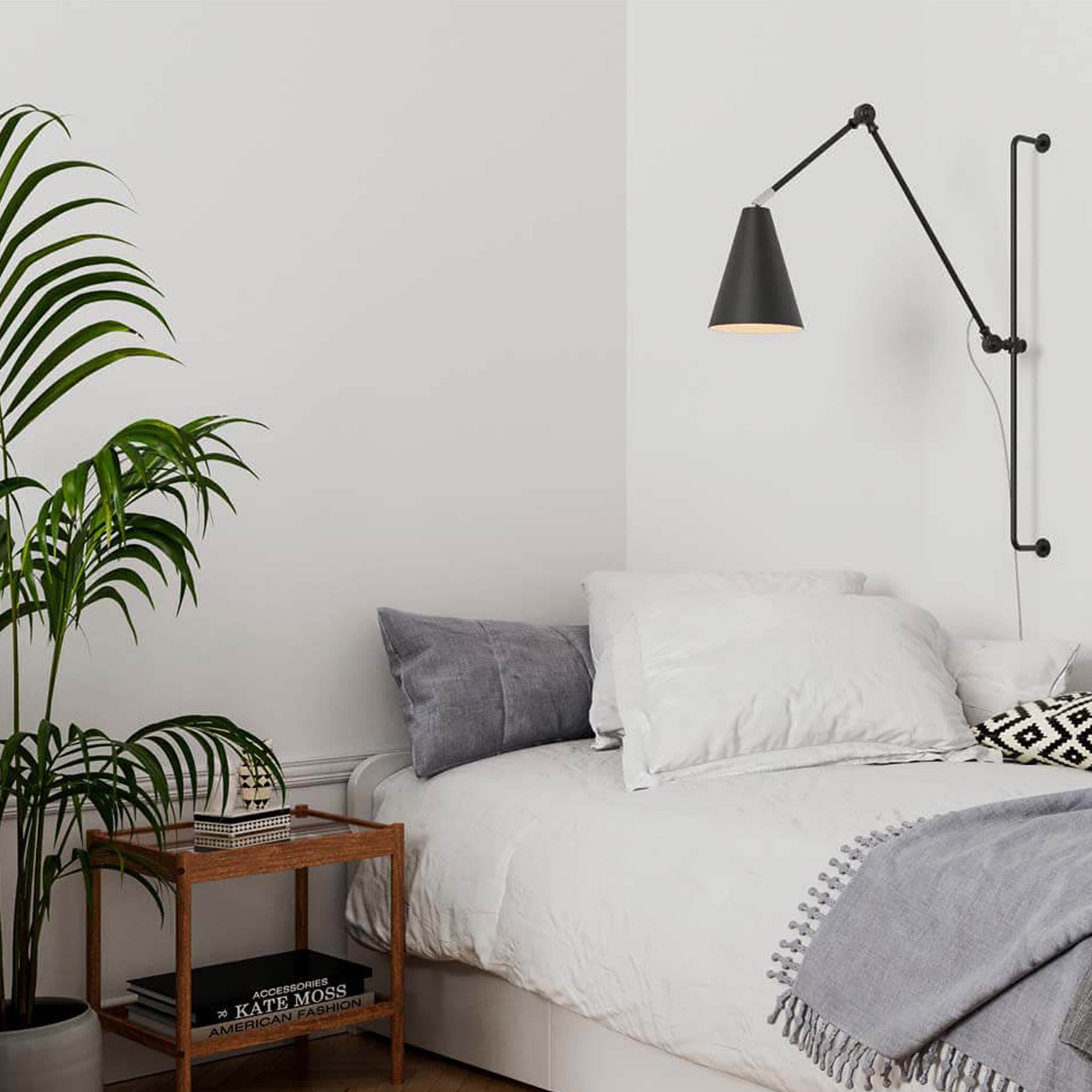 Yukon Wall Lamp Matte Black 78cm