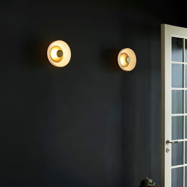 Blossi Wandleuchte Nordic Gold/Opal Ø23
