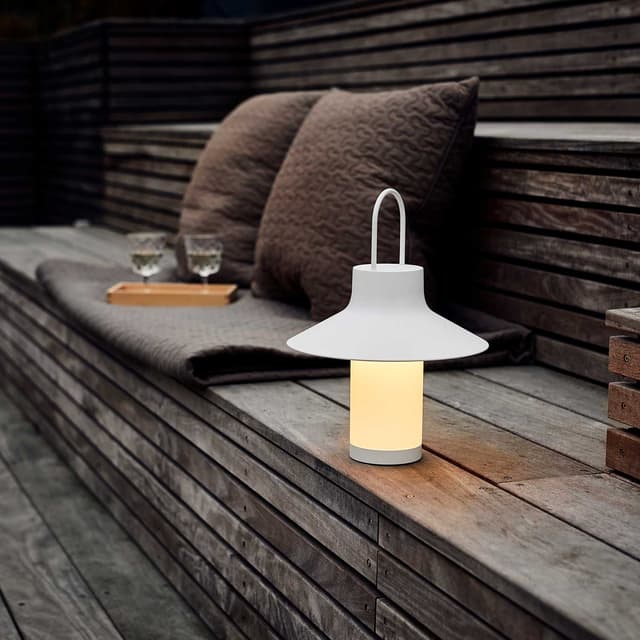 Shadow Portable Table Lamp White Ø25