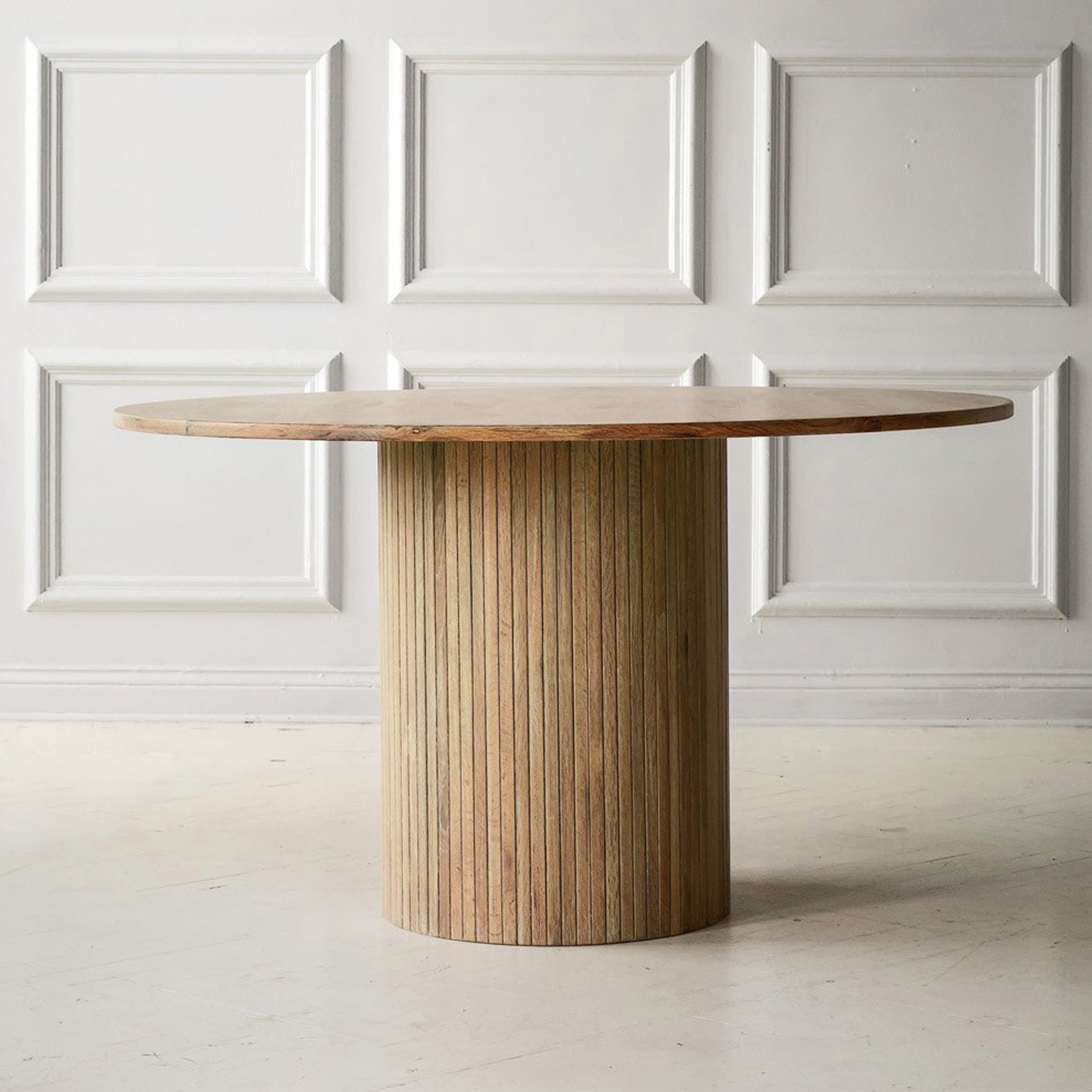 Adele Dining Table Whitewashed Oak Ø115