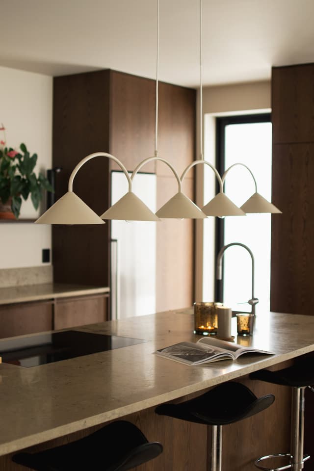 Curve 5 Ceiling Lamp Beige