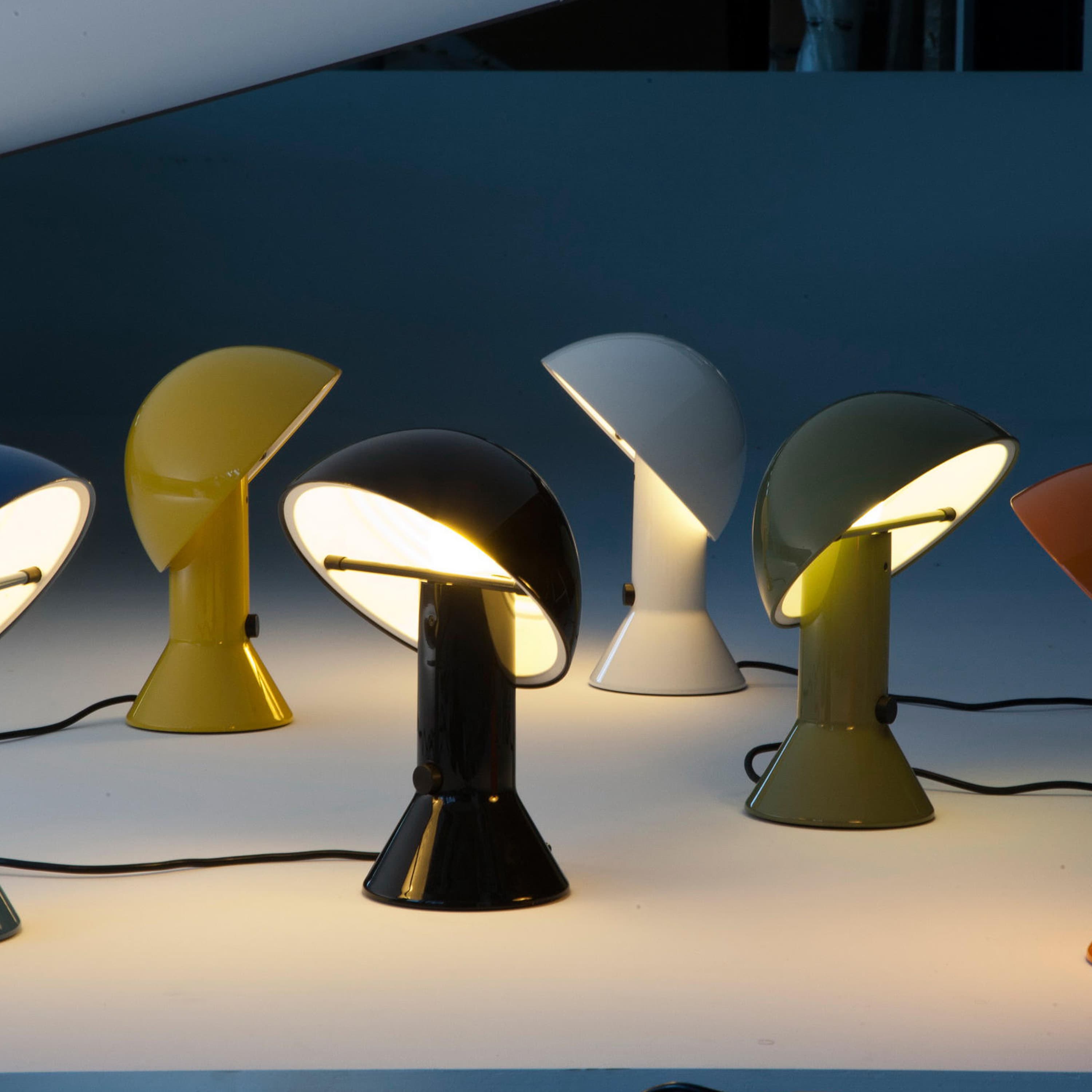 Elmetto Tischlampe Weiß