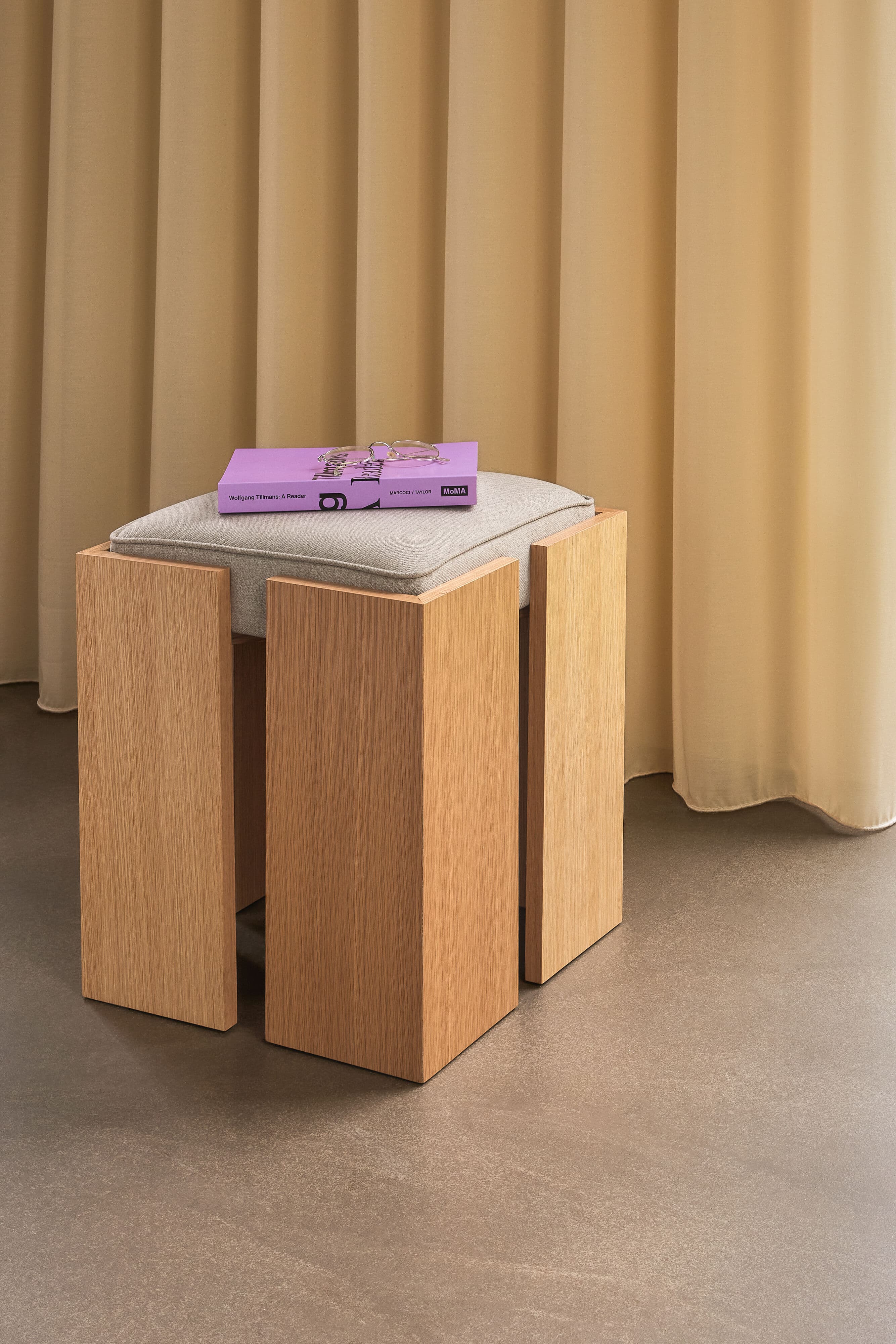 Forma Hocker Sand/Natur