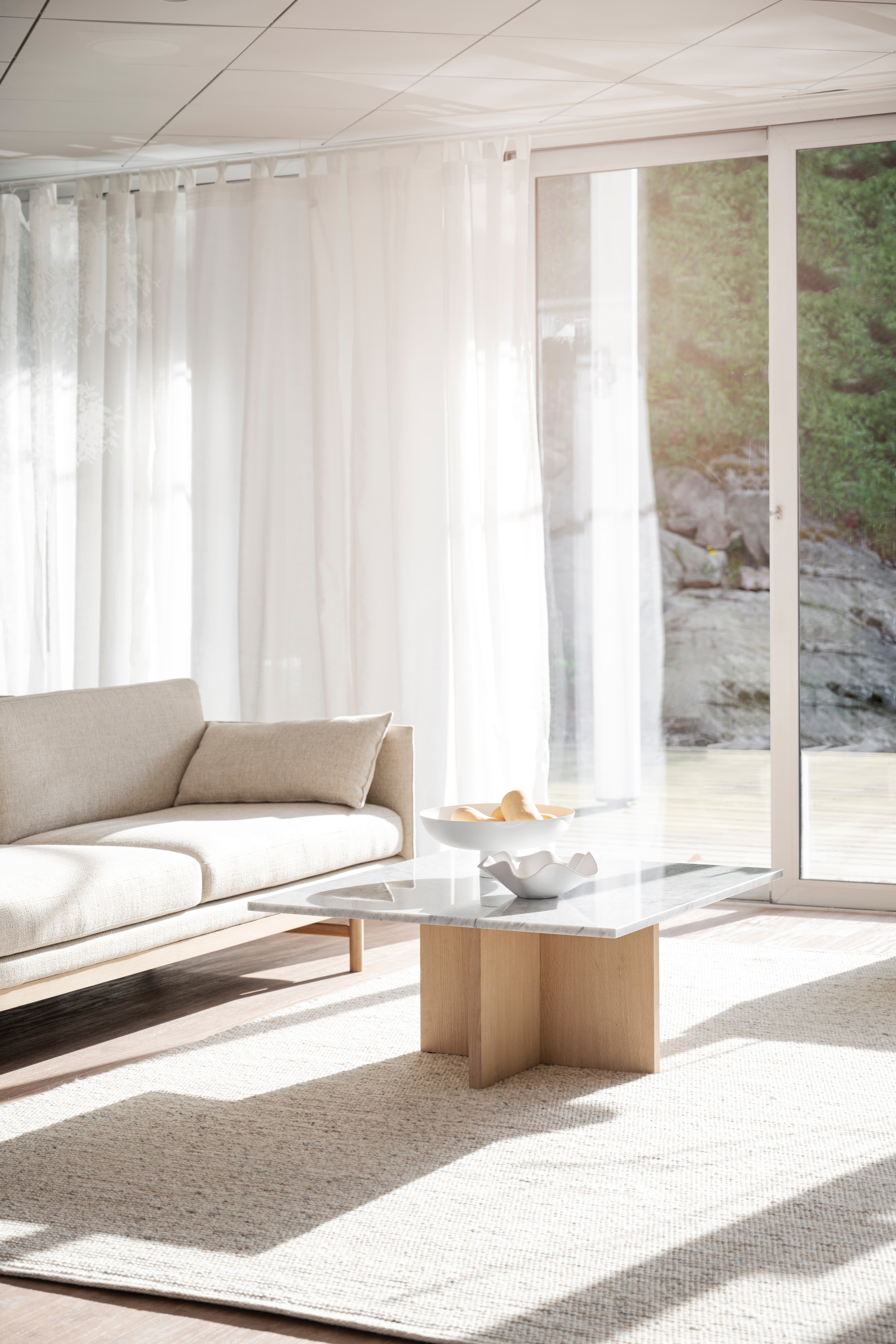 Brooksville Couchtisch Weißer Marmor/Weiß pigmentiert 90x90