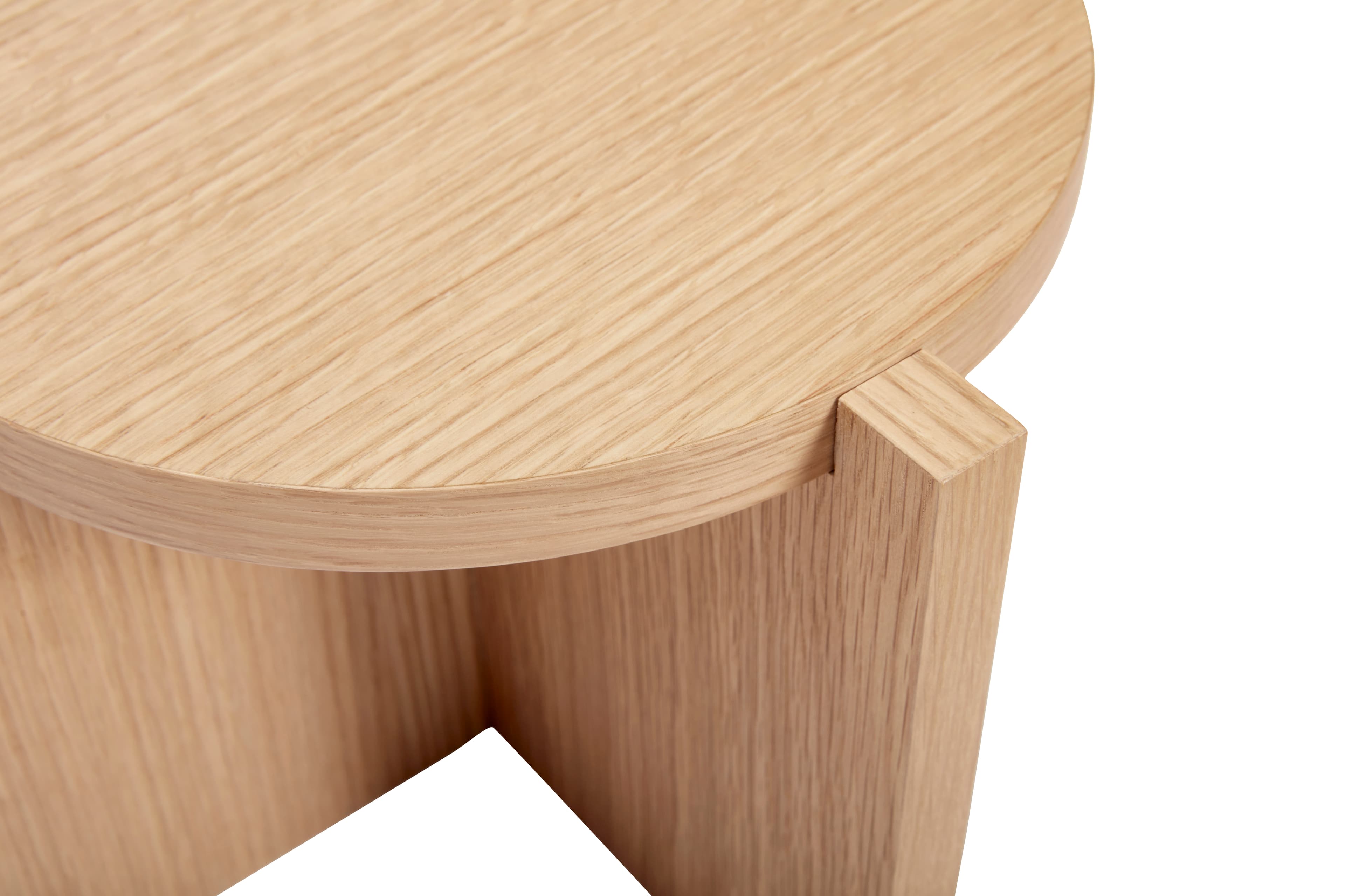 Nomad Pedestal FSC Oak Ø45