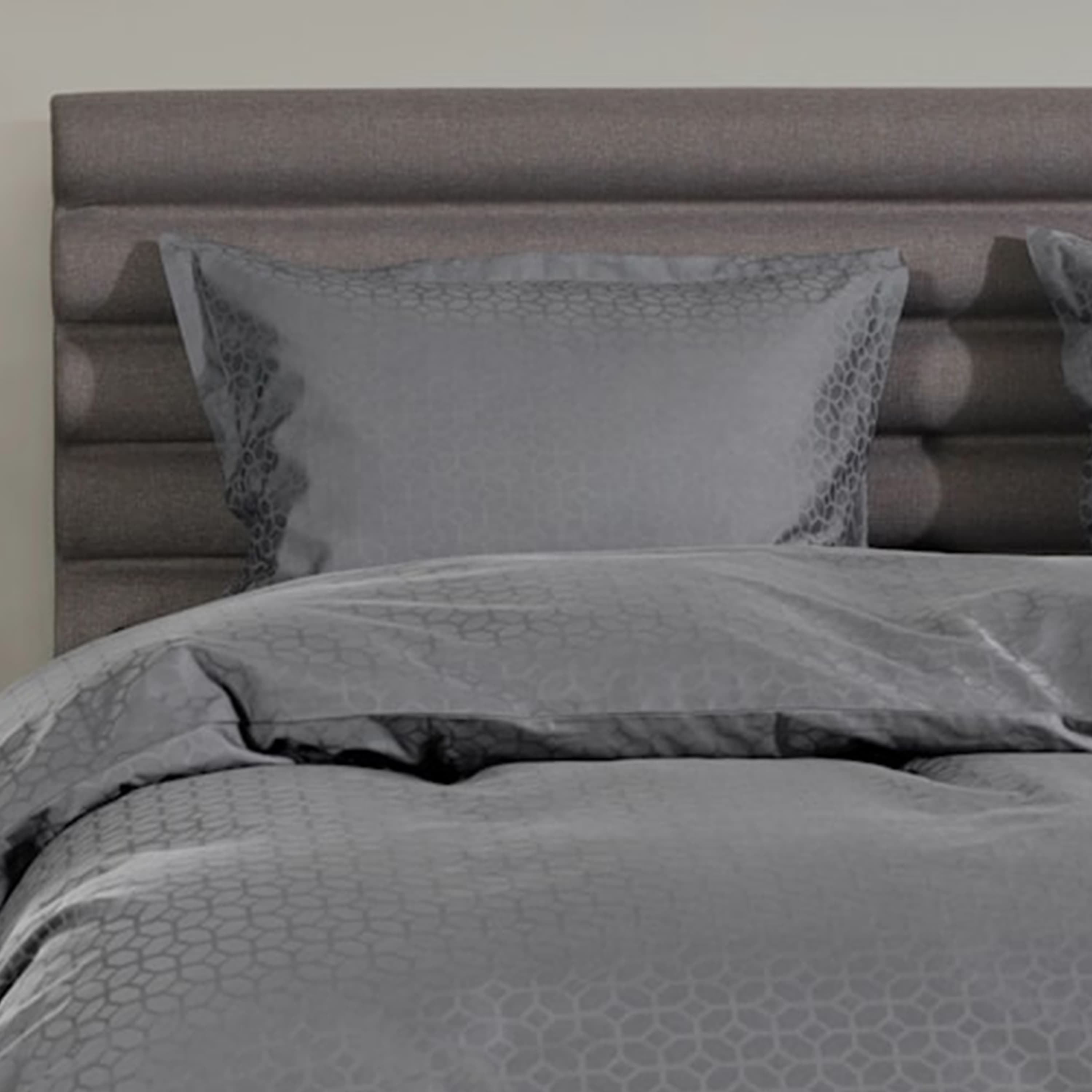 Satin Luxe Jacquard Kissenbezug Anthrazit 50x60