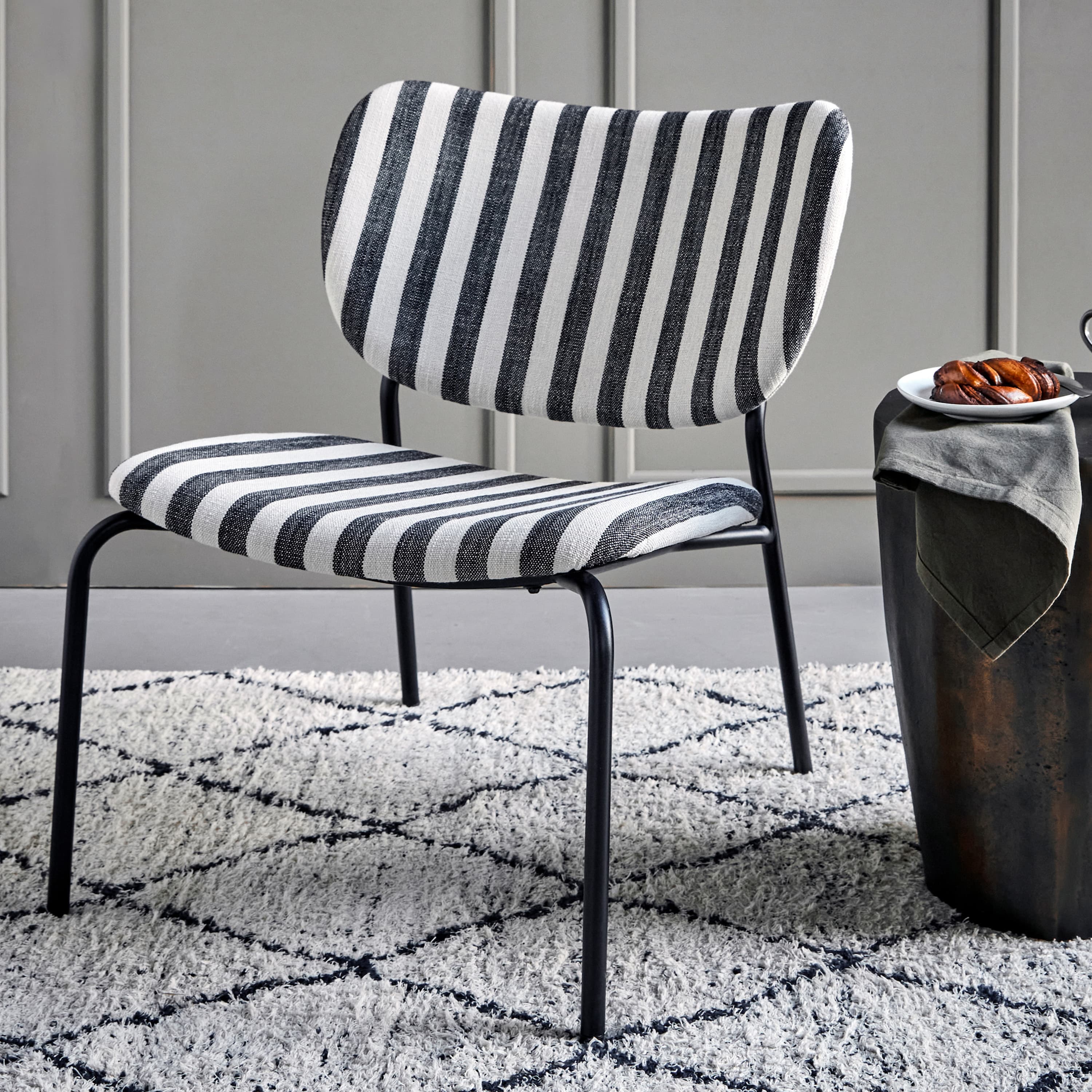 Longa Loungesessel Schwarz/Off-White