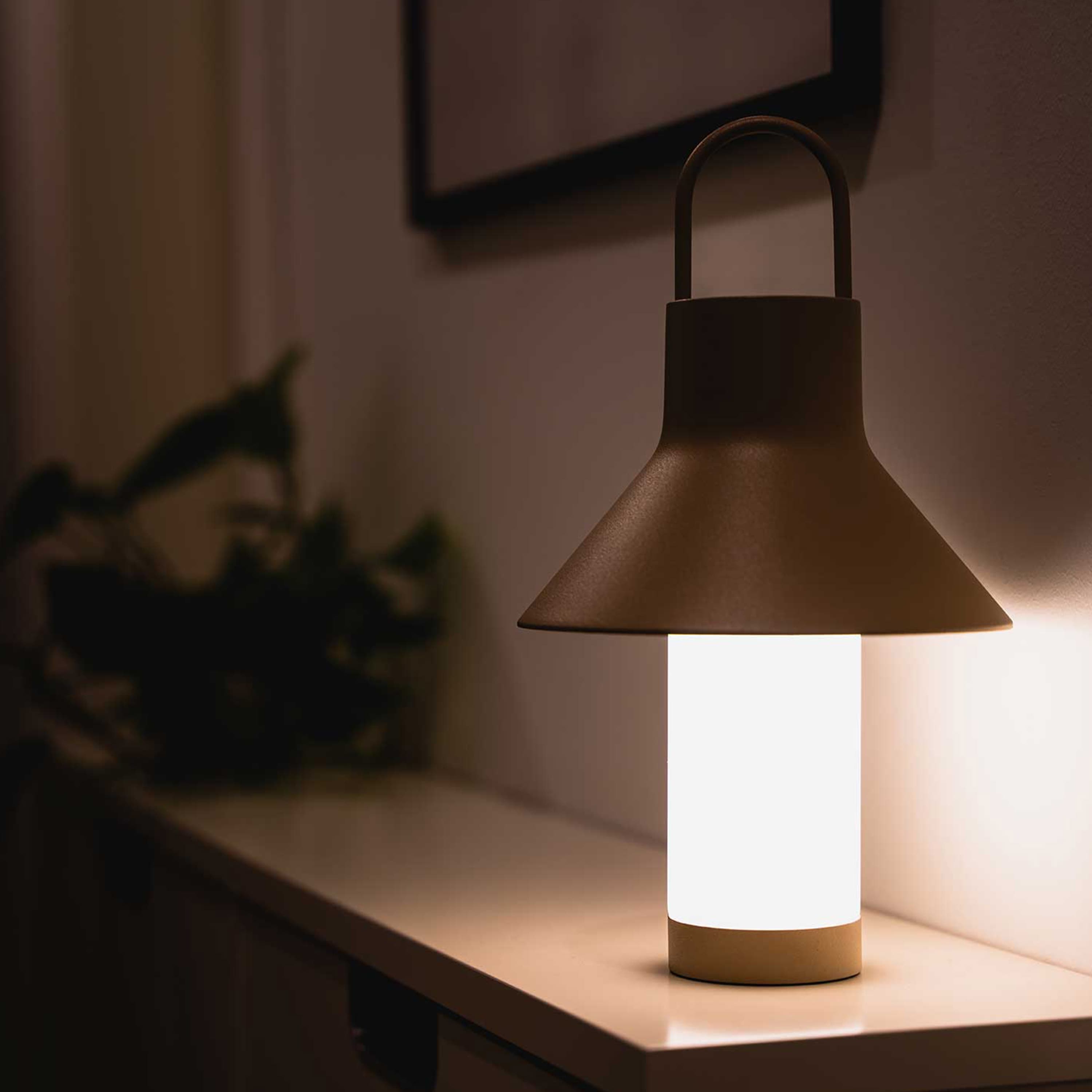 Shadow Portable Table Lamp Grey/Beige Ø15