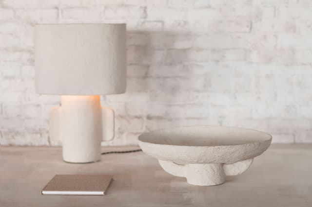 Earth 01 Table Lamp White Small