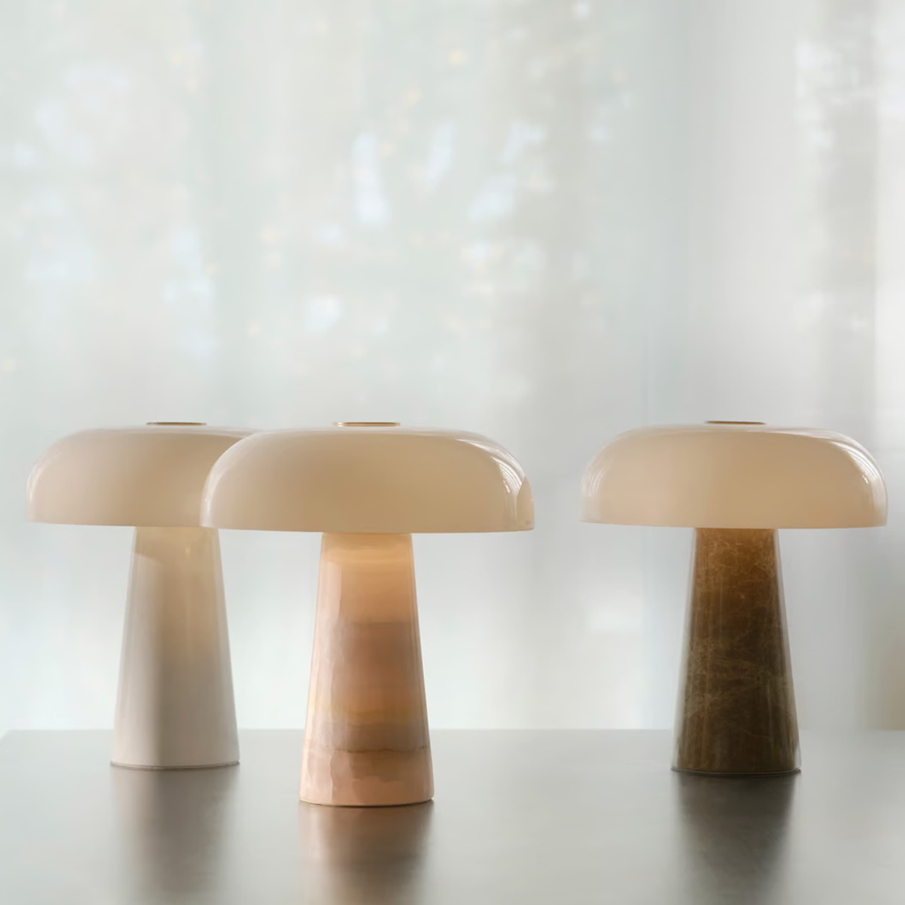 Glossy Mini Tischlampe Beige 24cm