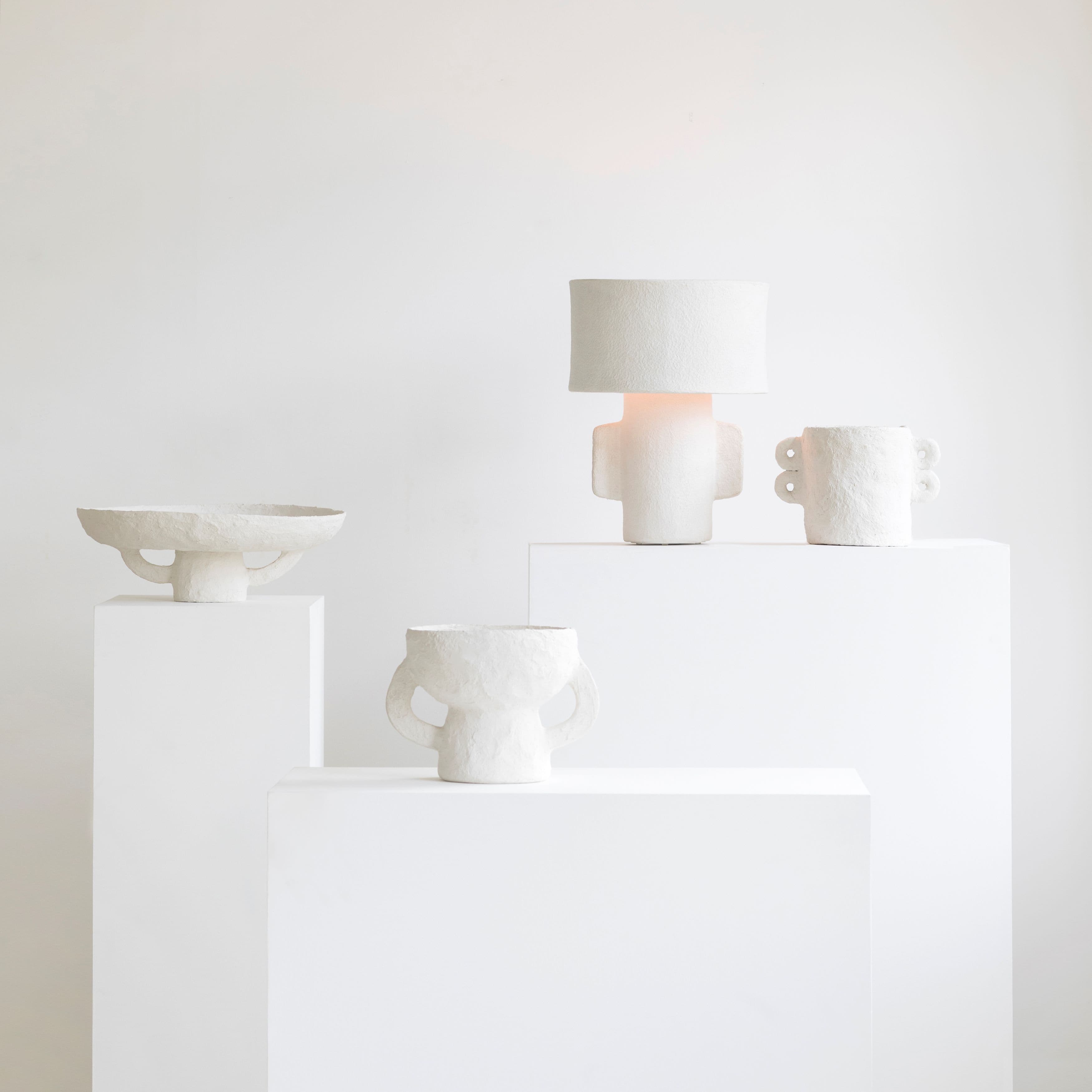 Earth 01 Table Lamp White Small