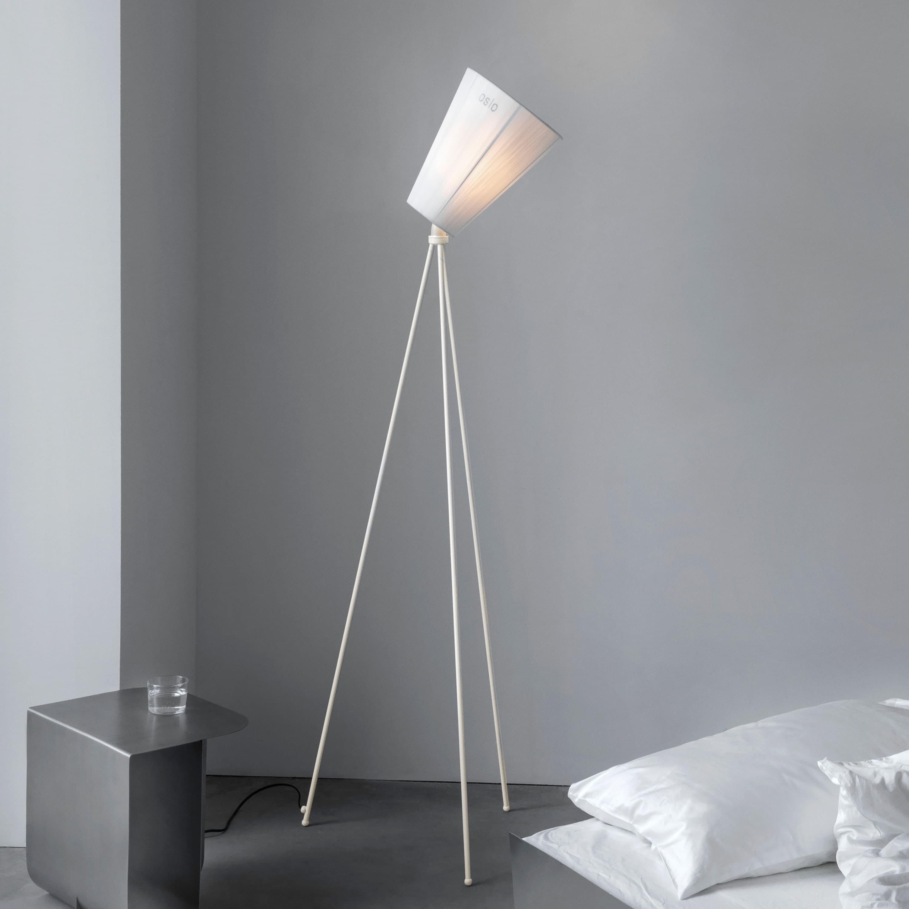 Oslo Wood Stehlampe Gestell White Matt