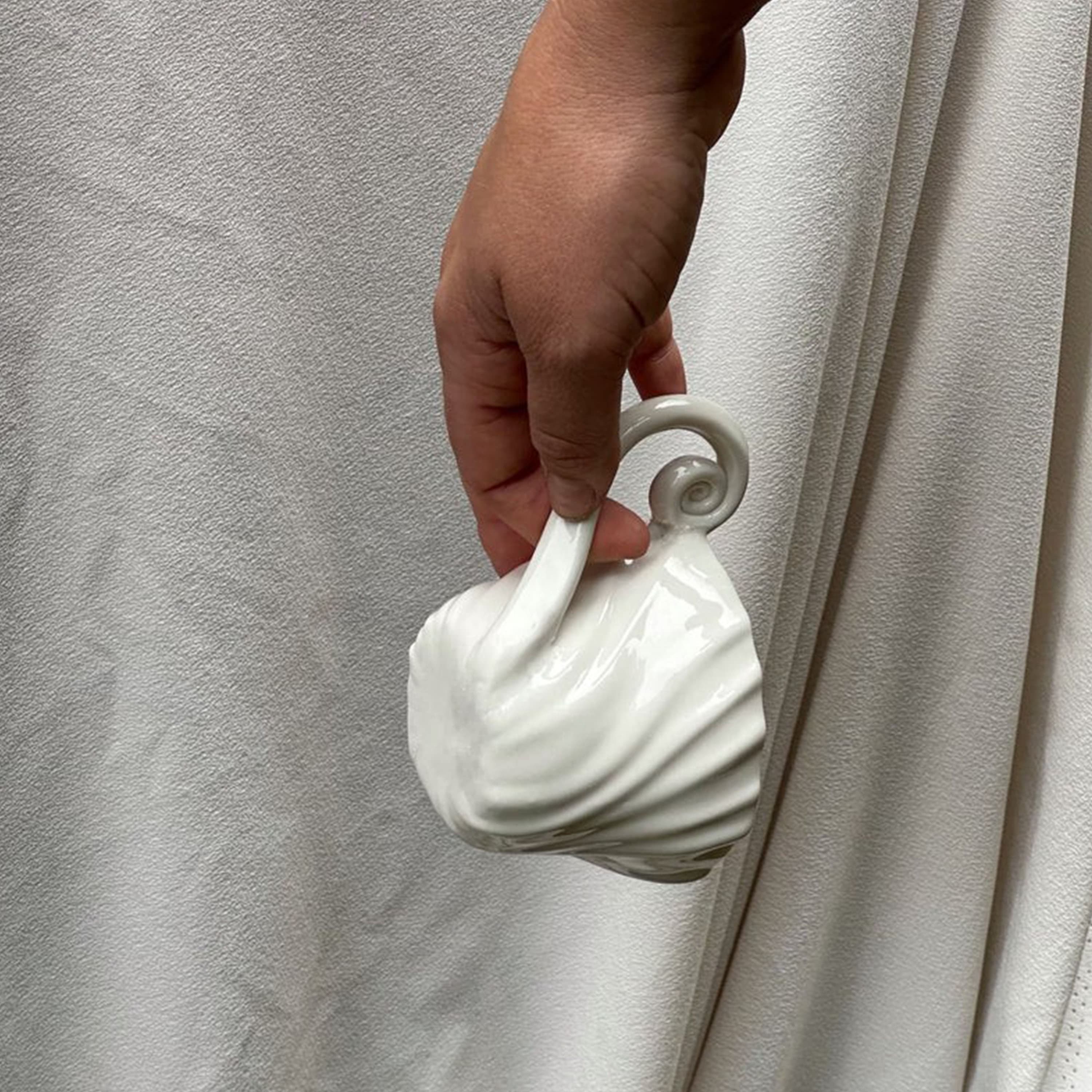 The Tides Cup with handle White