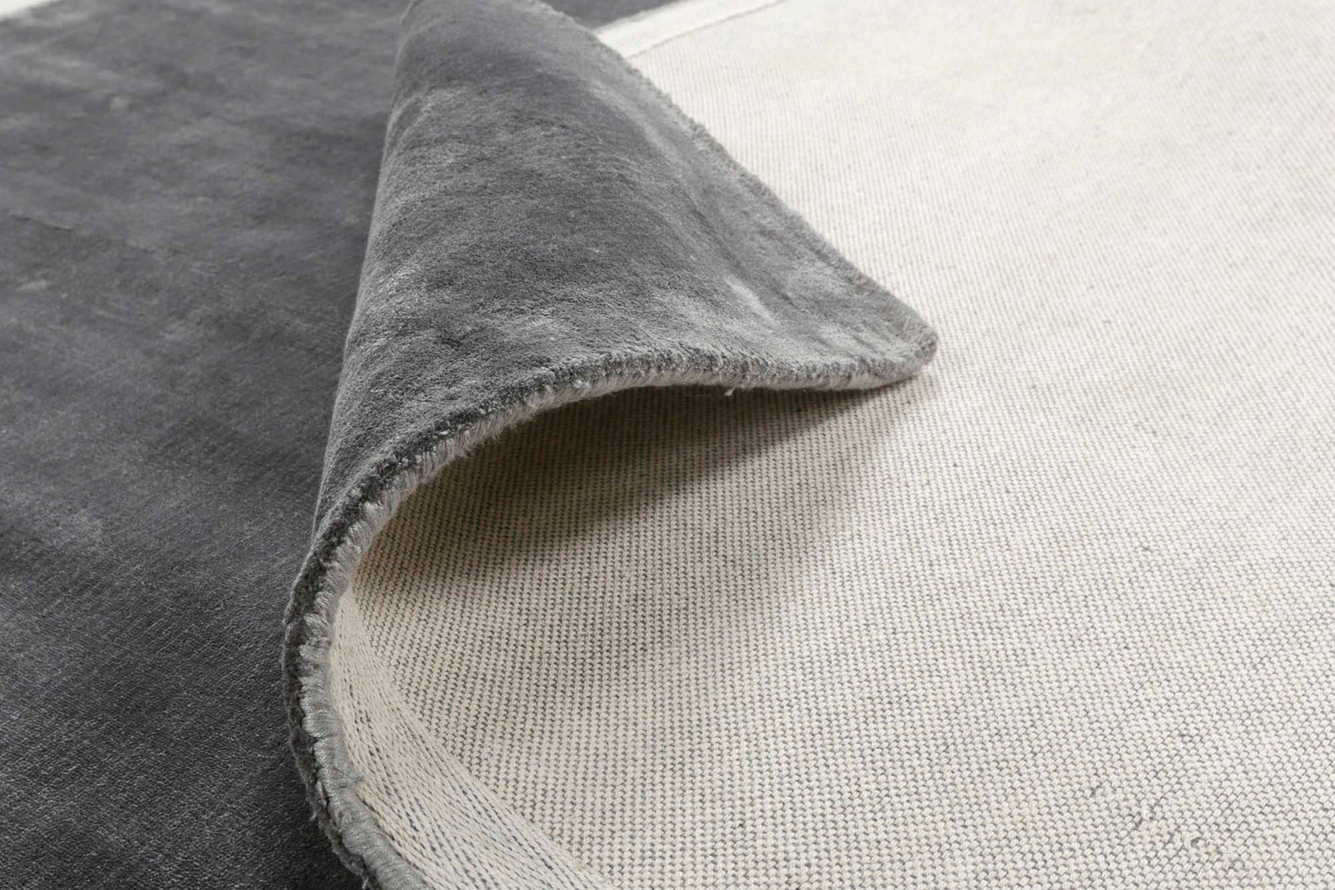 Sky Viskosmatta Light Grey 200x300
