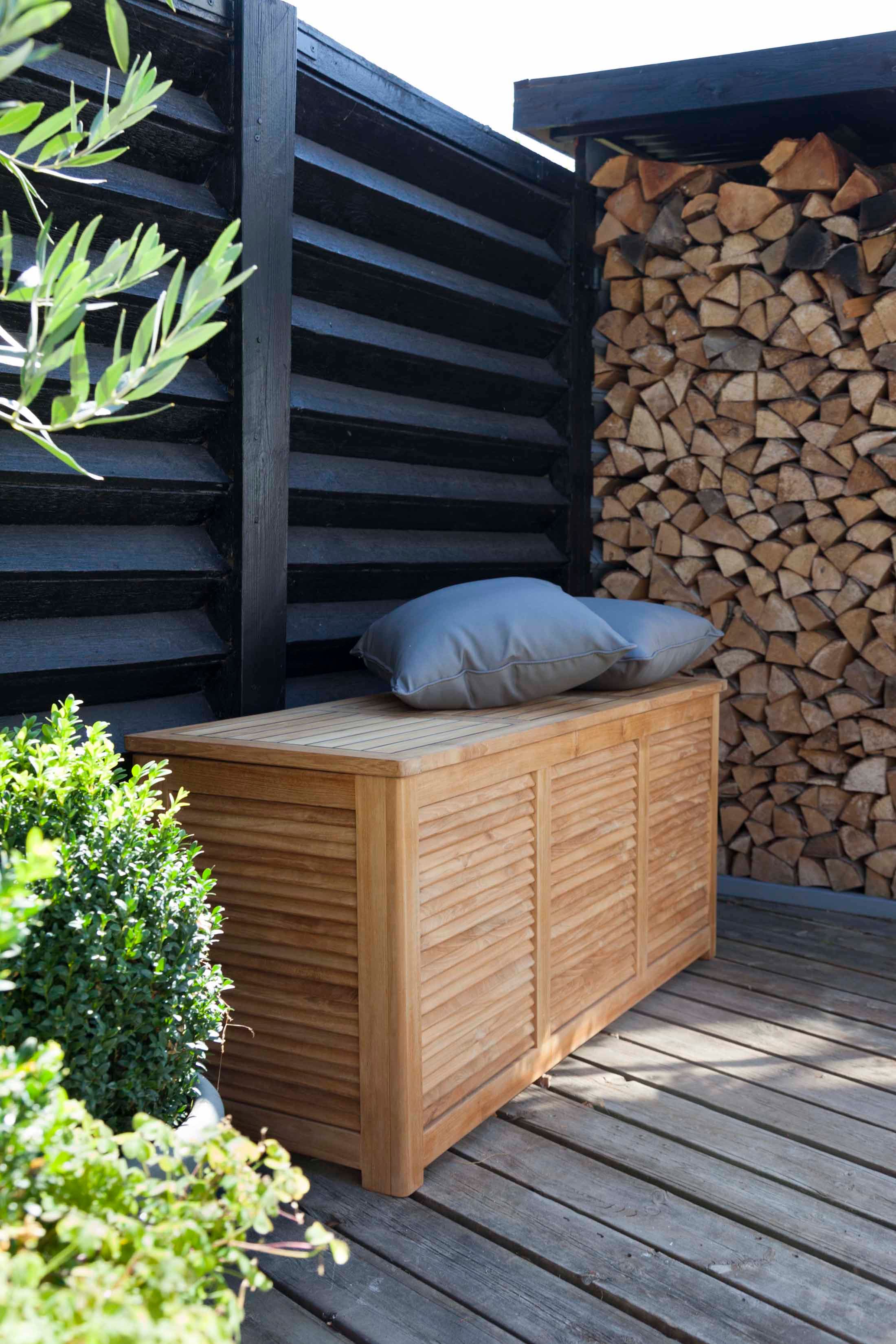 Classic Aufbewahrungsbox aus Teakholz 130cm