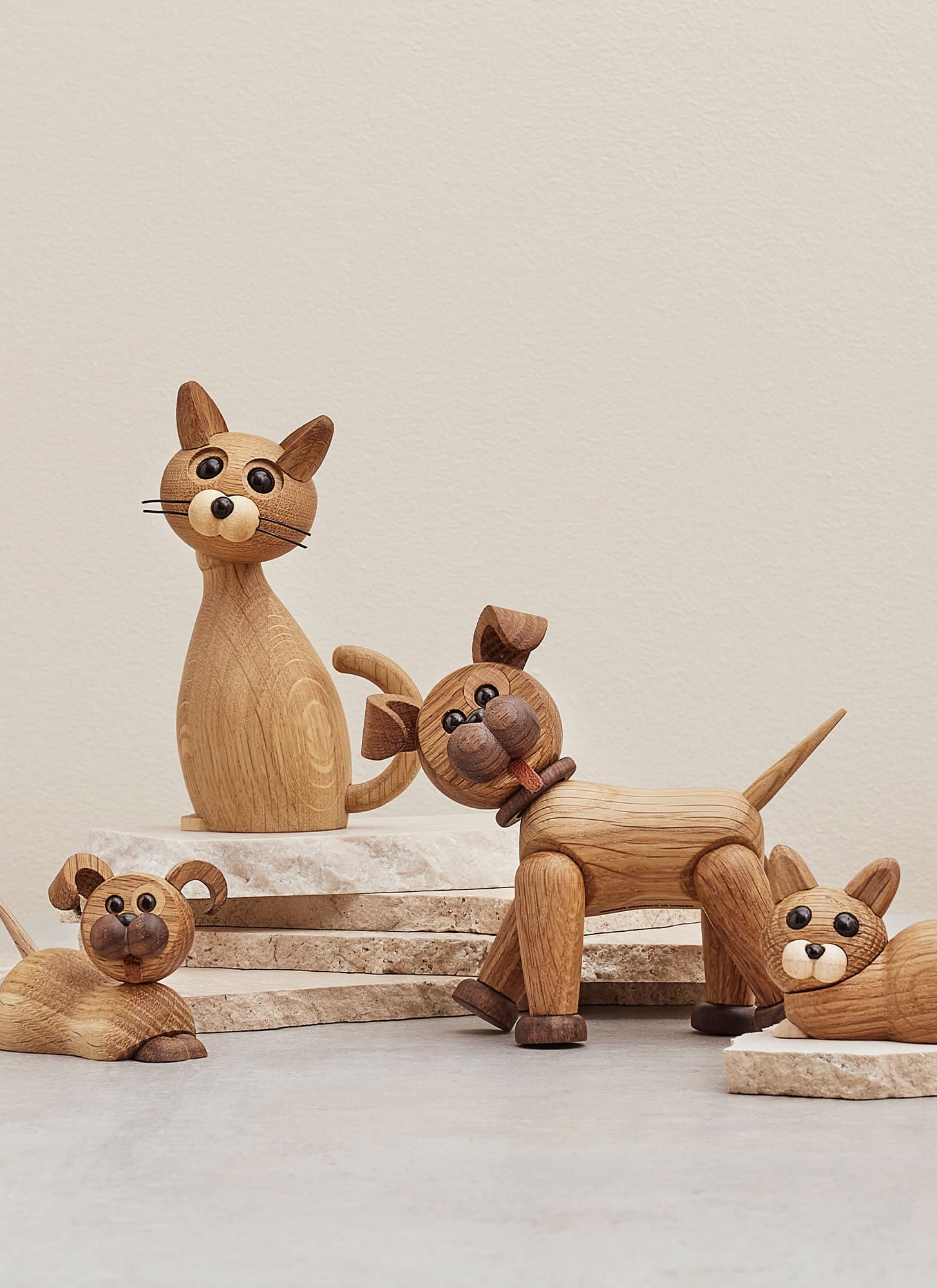 Happy Dog Dekoration Eiche 13.5cm