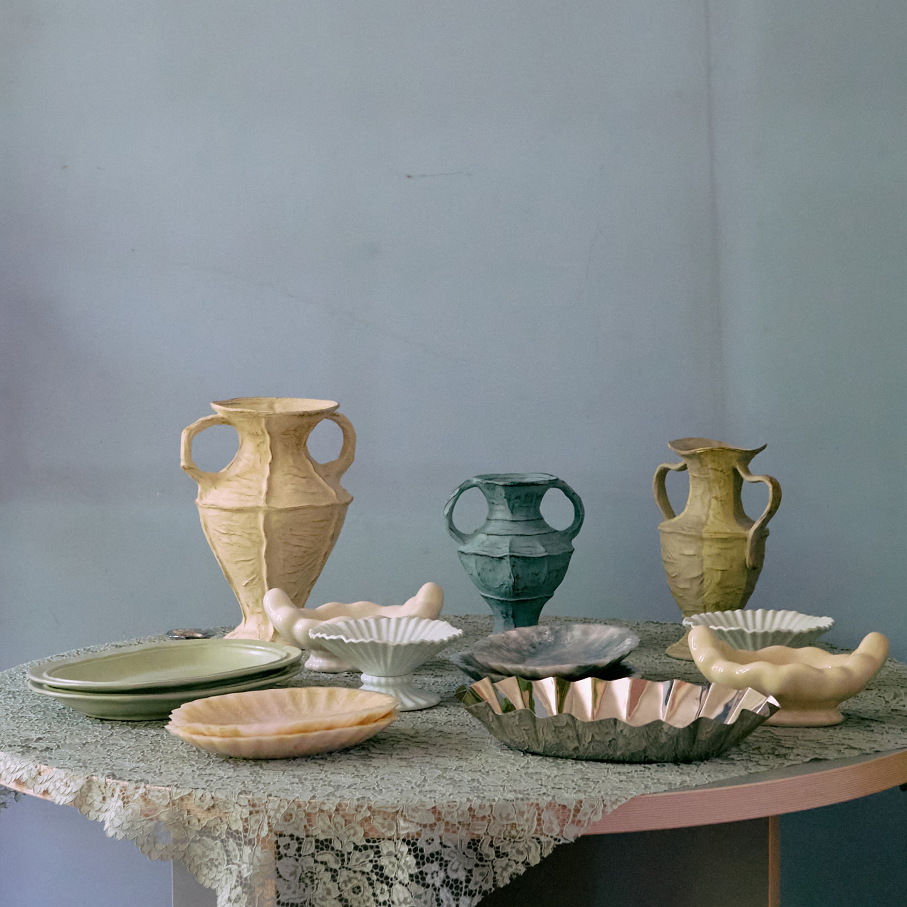 New Classics Resin Tray Ivory