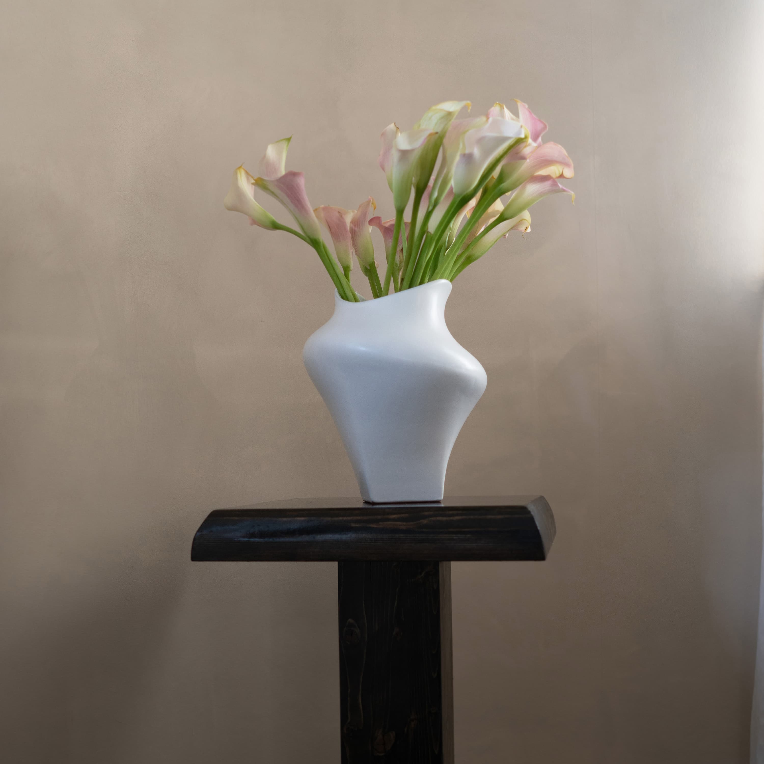 Nami Vase Weiß 25cm
