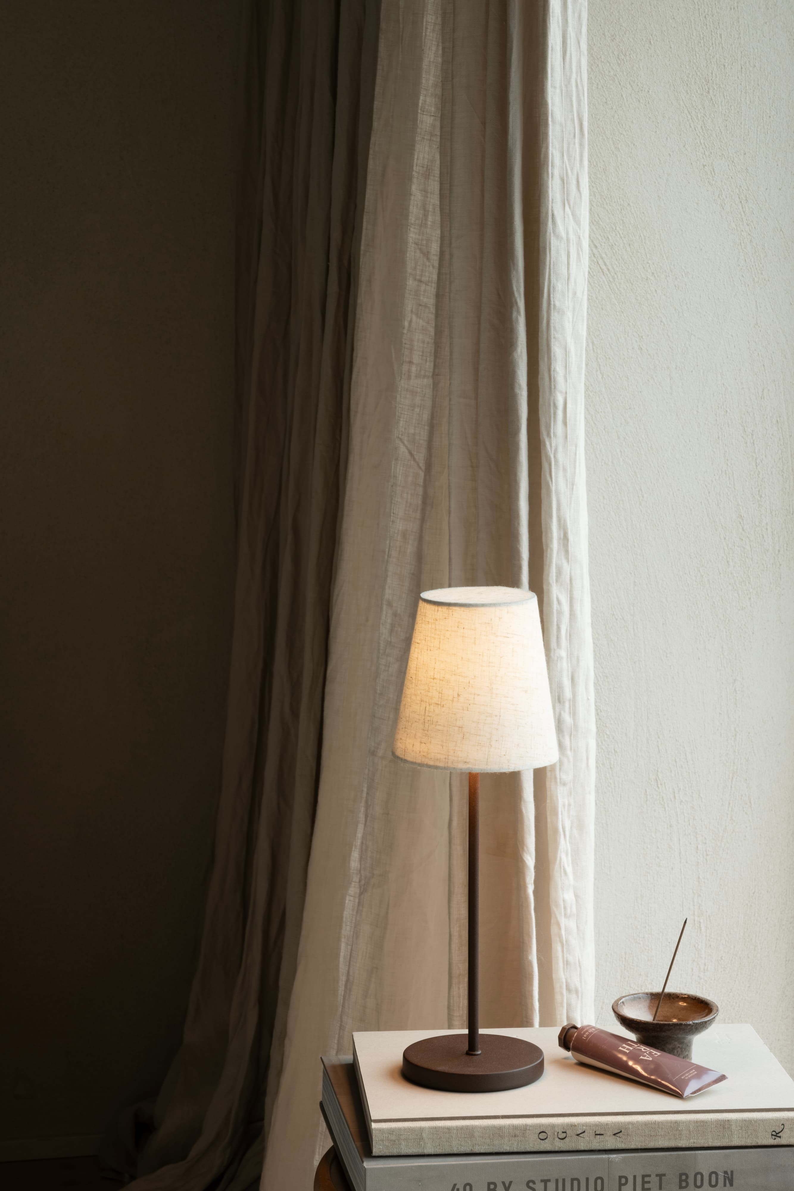 Tyra Tragbare Tischlampe Coffee 37cm