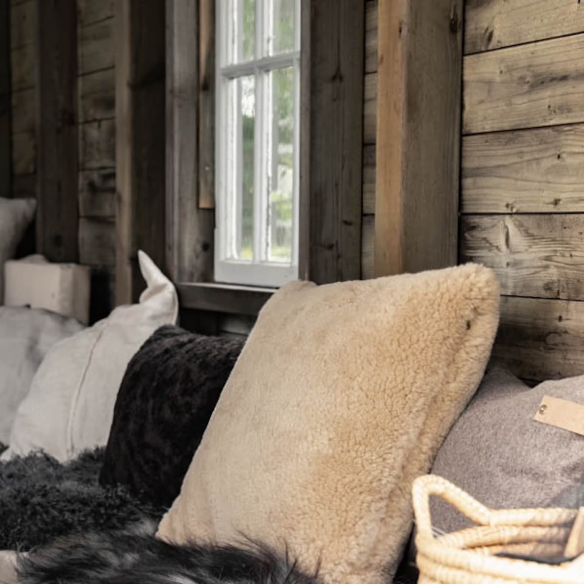 Alice Cushion Sheepskin Desert 50x50