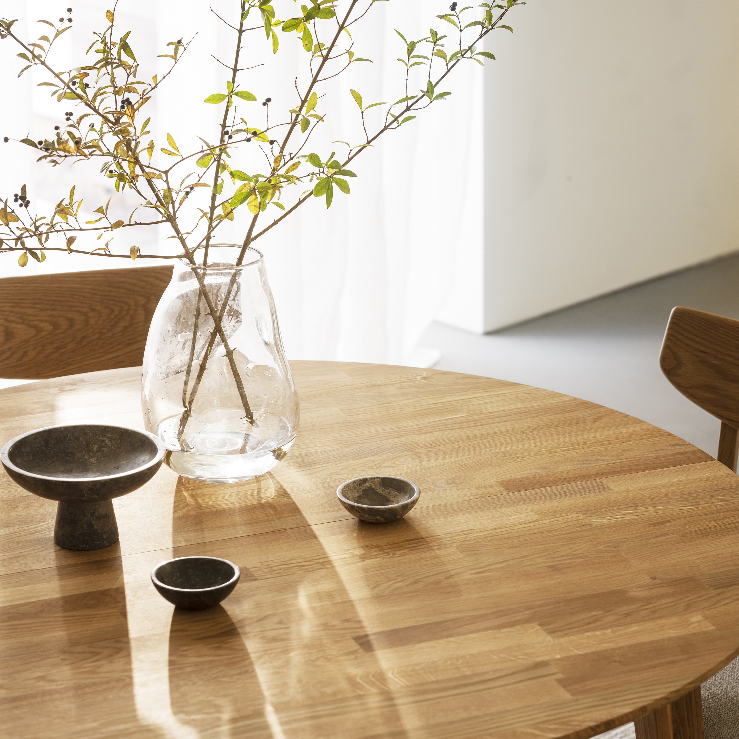Filippa Dining Table Oak Ø120/165cm