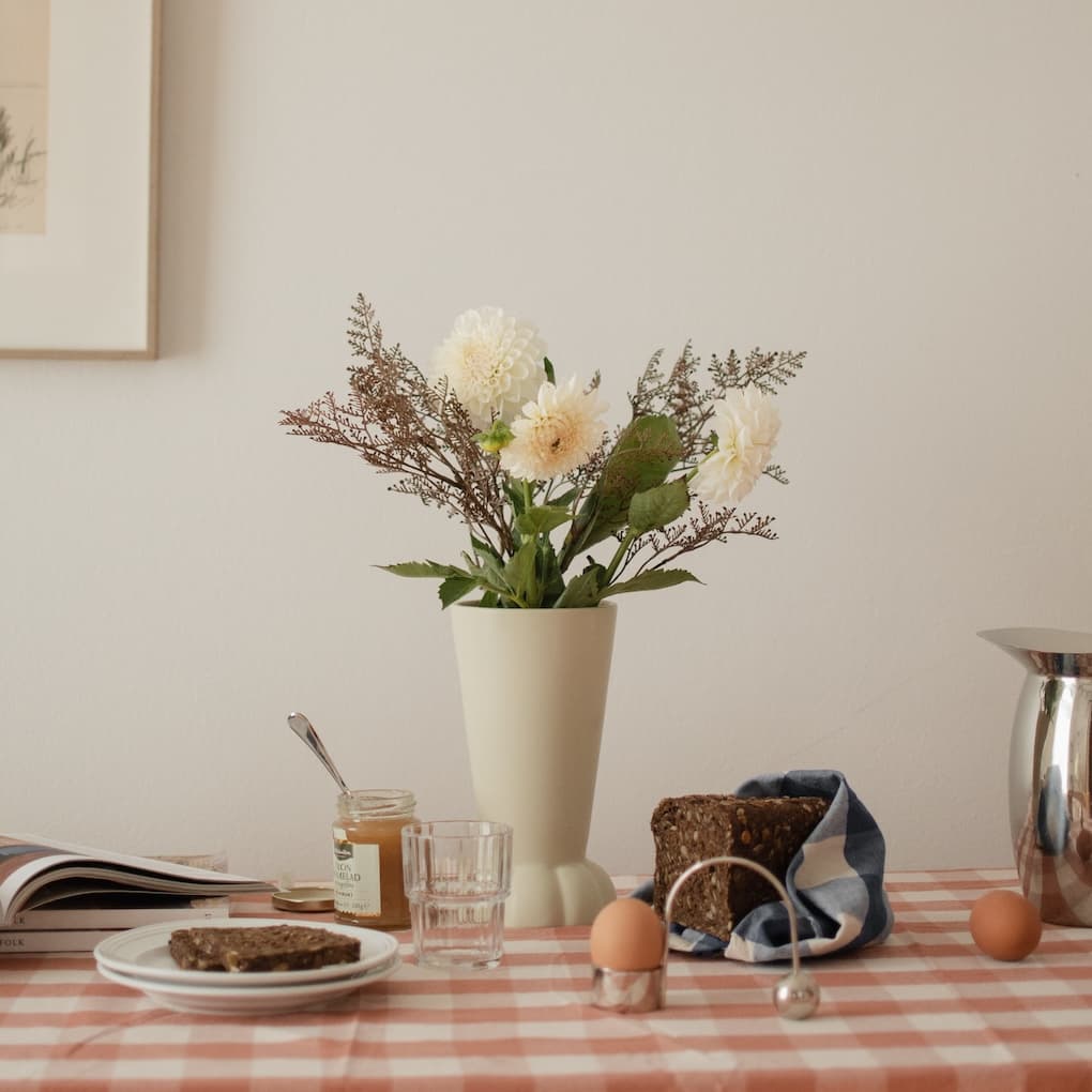Flora Vase Creme 22cm