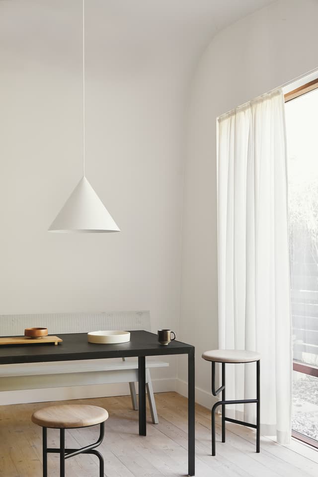 Benjamin Ceiling Light Matt White Ø46
