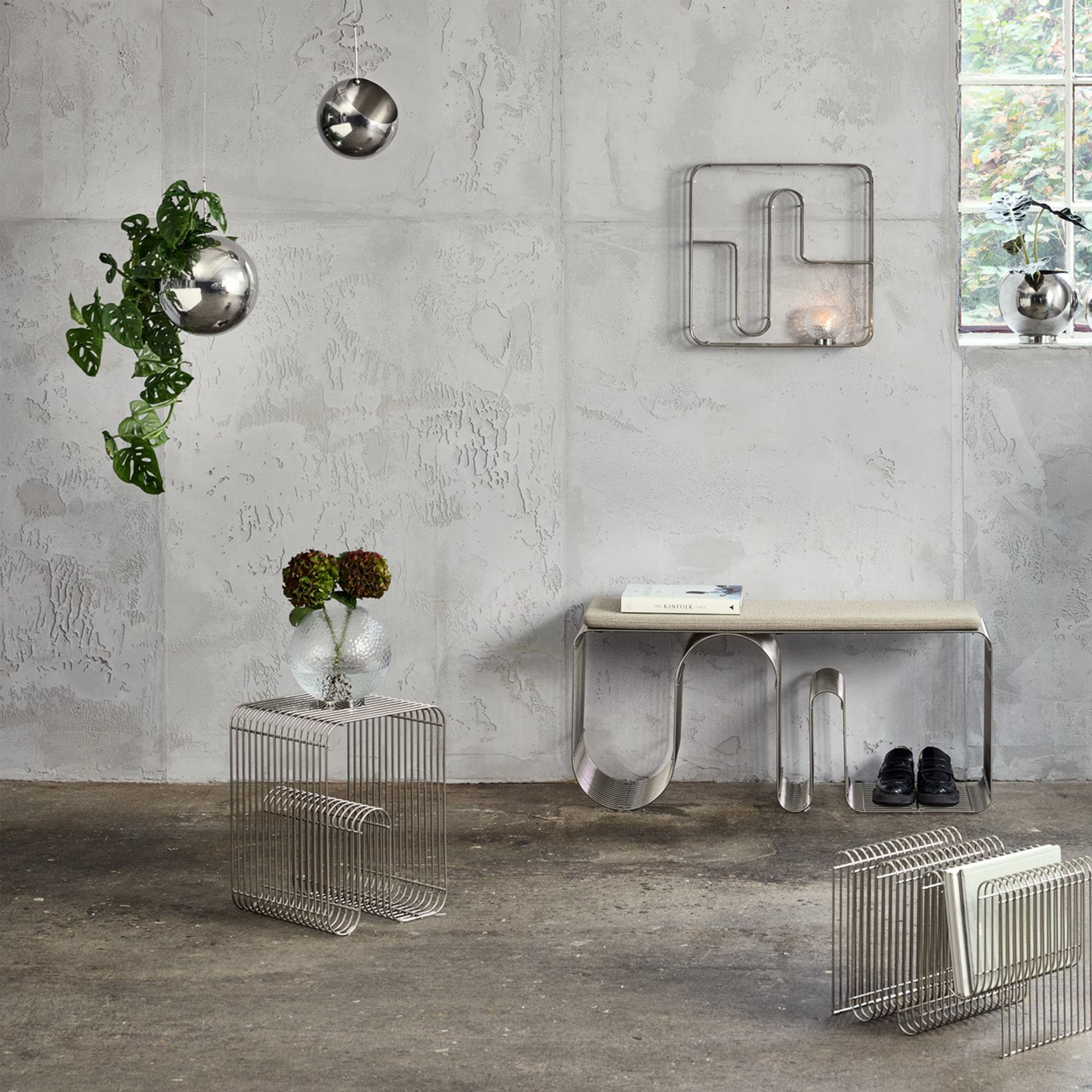 Globe Wall Flowerpot Taupe Ø21