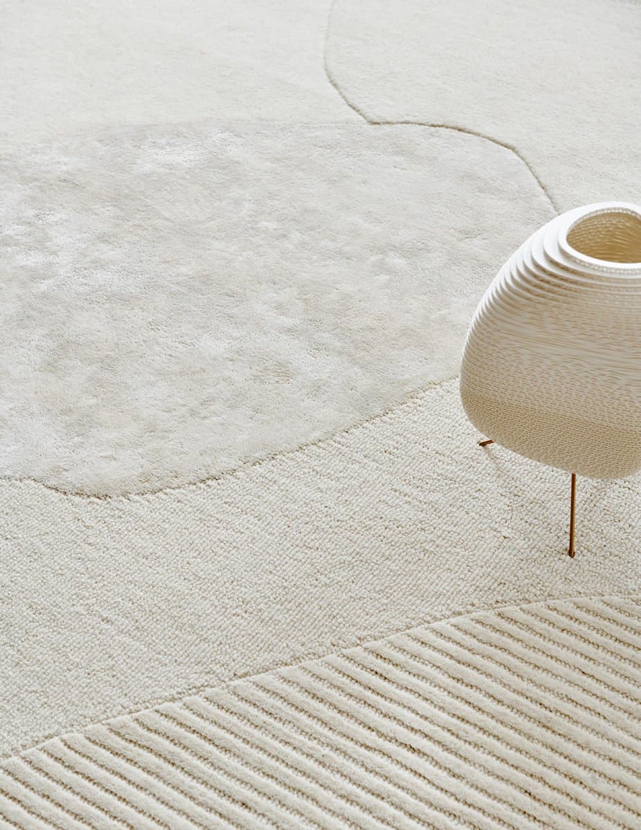 Topaz Wool/Viscose Rug Ivory 250x350