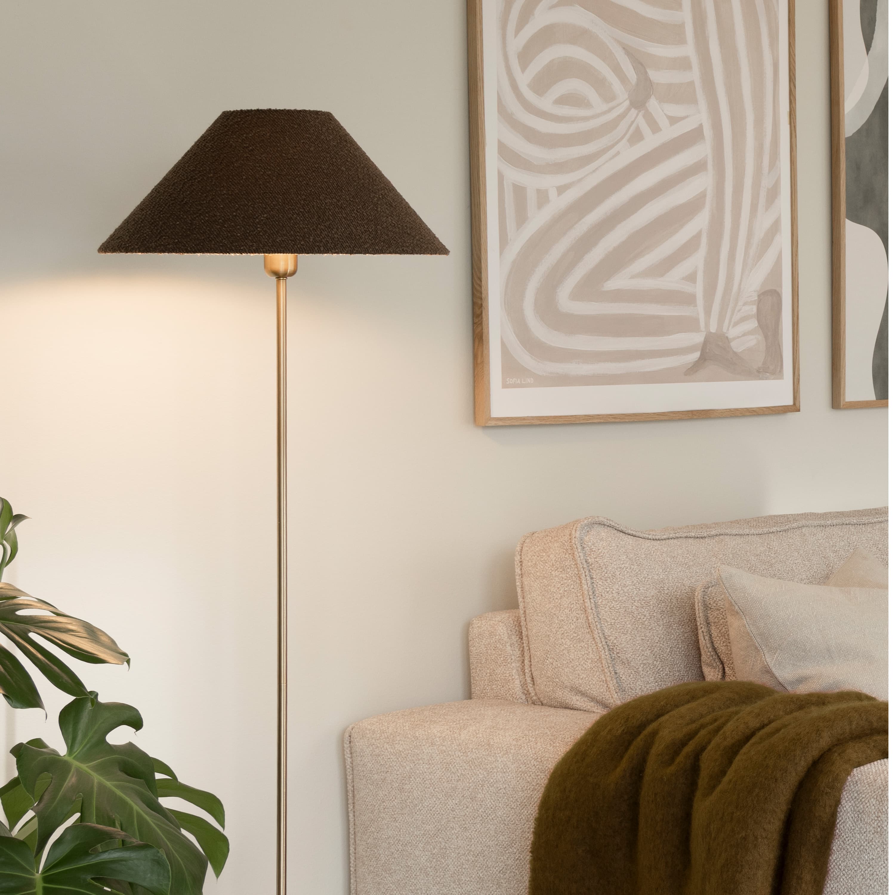 Iris Floor Lamp Base Brushed Brass