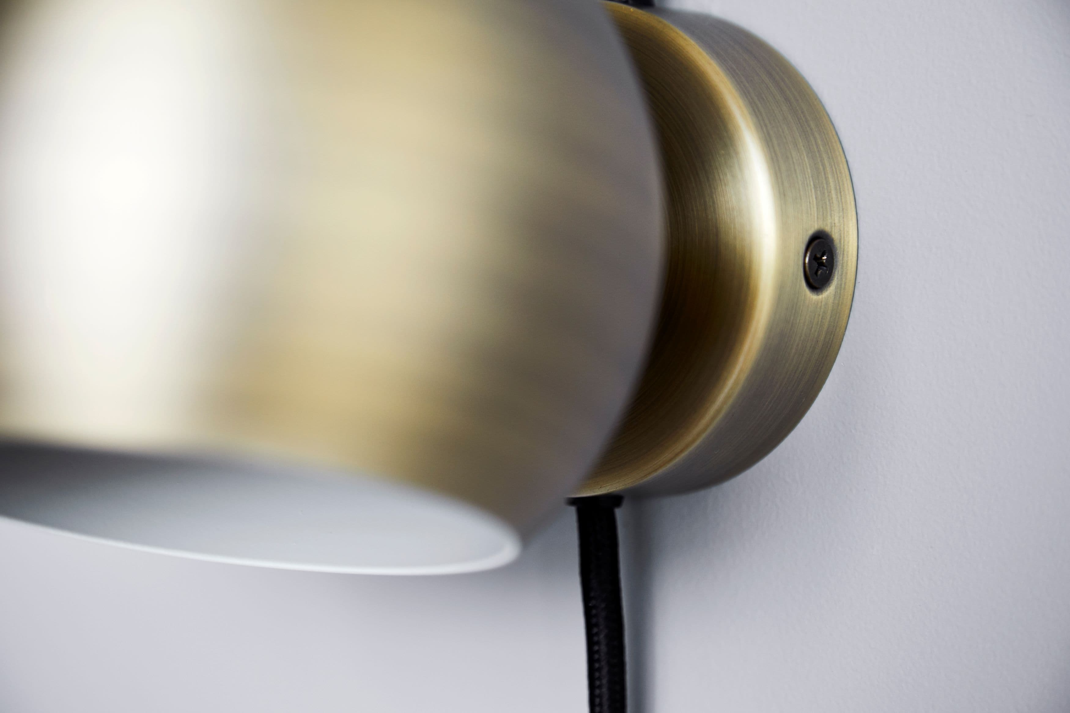 Ball Wall Lamp Glossy Pale Grey Ø12