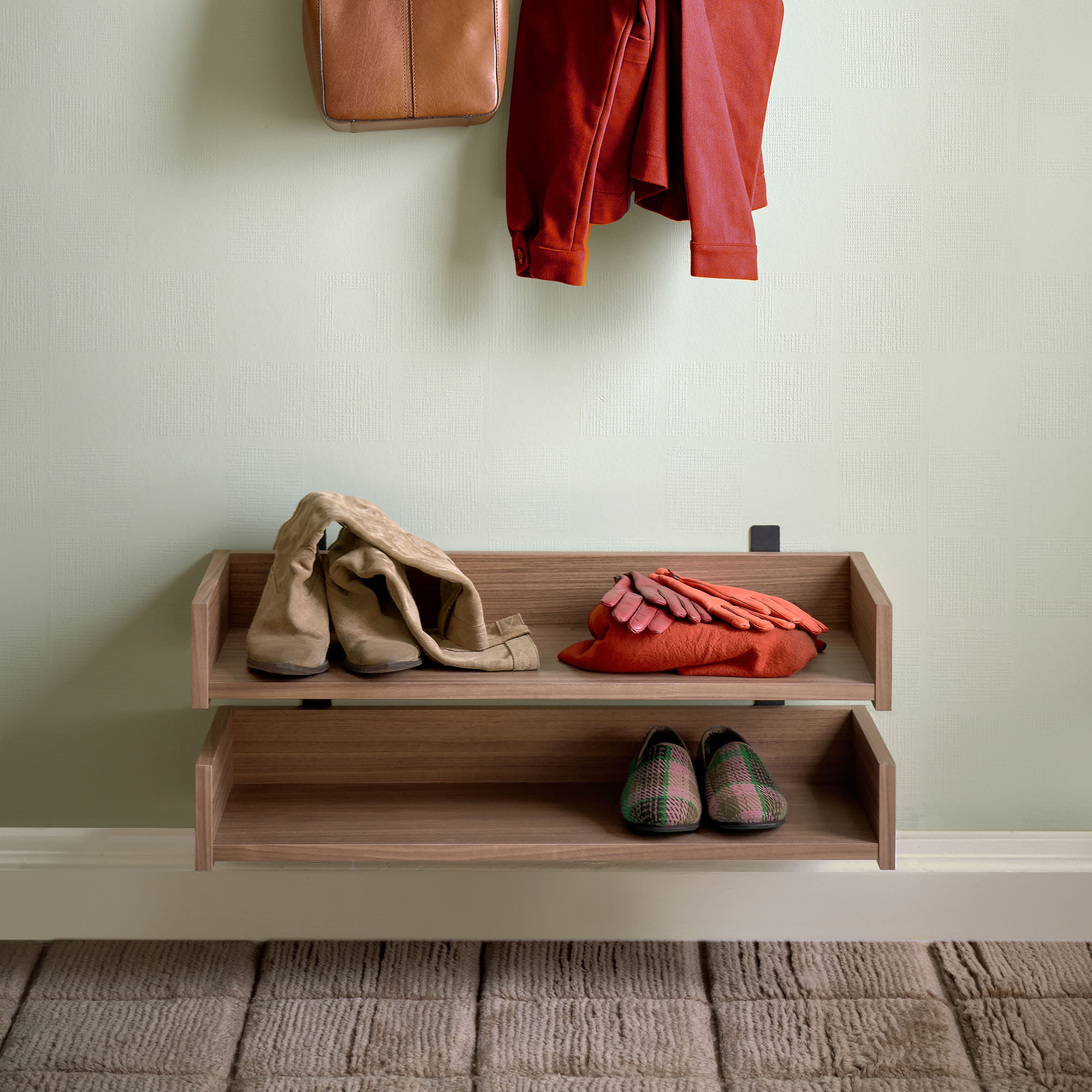 Gentle Shoe Rack Walnut