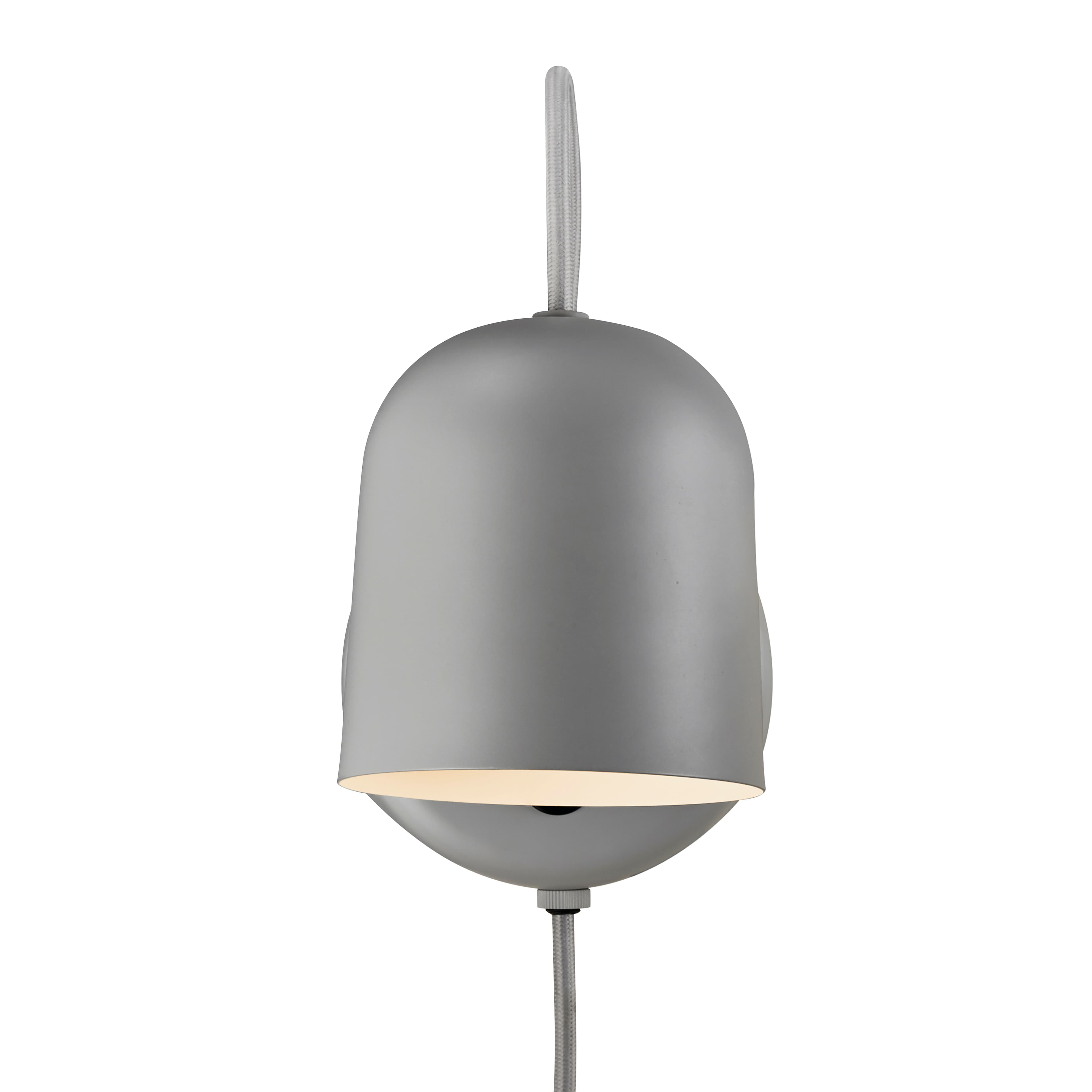 Angle Wandlampe Grau