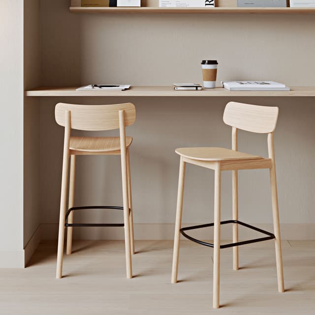 Soma Bar Stool White Oak 91cm