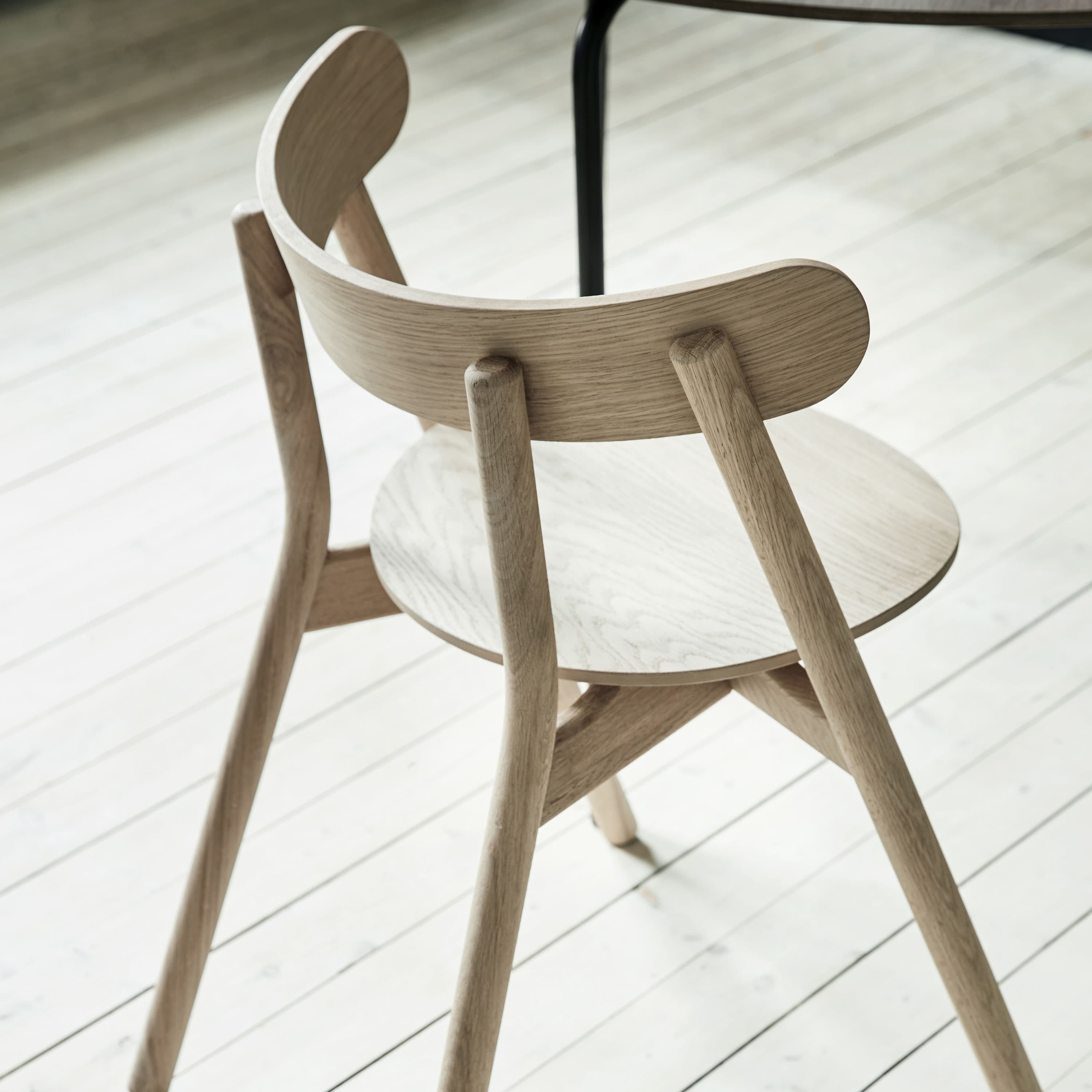 Oaki Esszimmerstuhl Black Leather/Black Oak