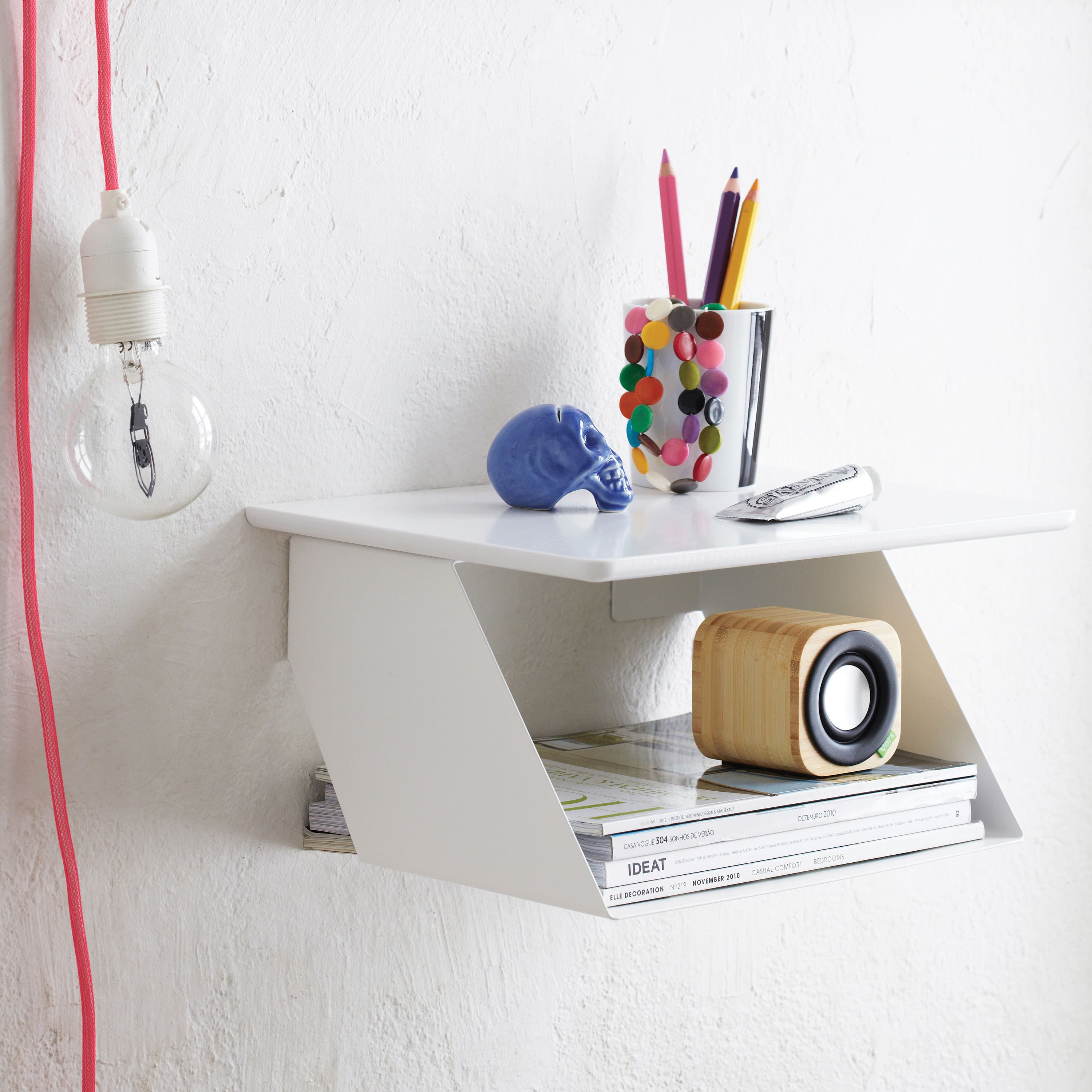 Edgy Bedside Table Black 17x37