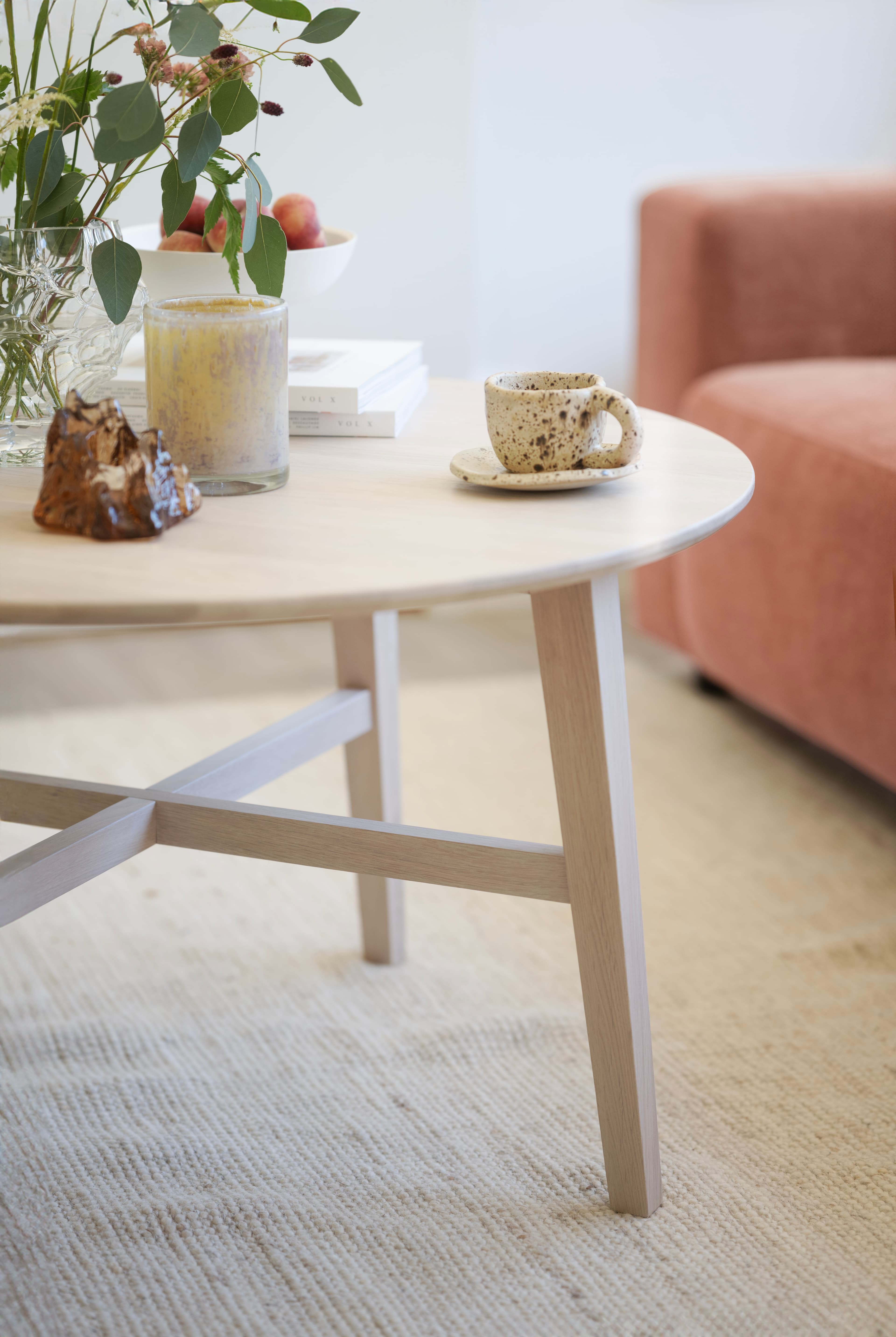 Filippa Coffee Table White-pigmented Ø90
