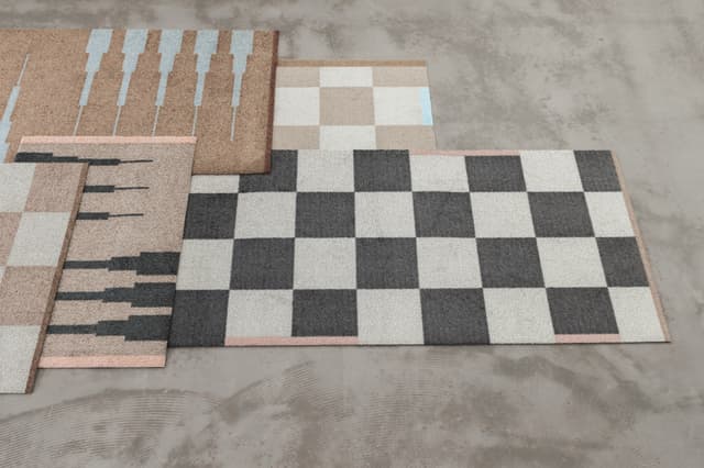 Square All-Round Rug Runner Dark Grey 70x150