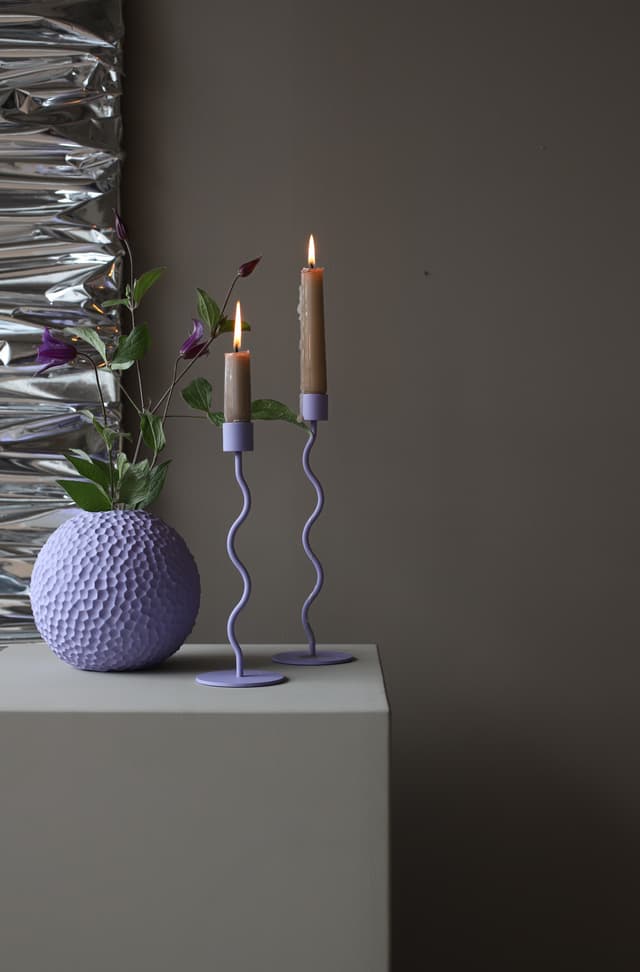 Curved Kerzenhalter Dark Lilac 23cm