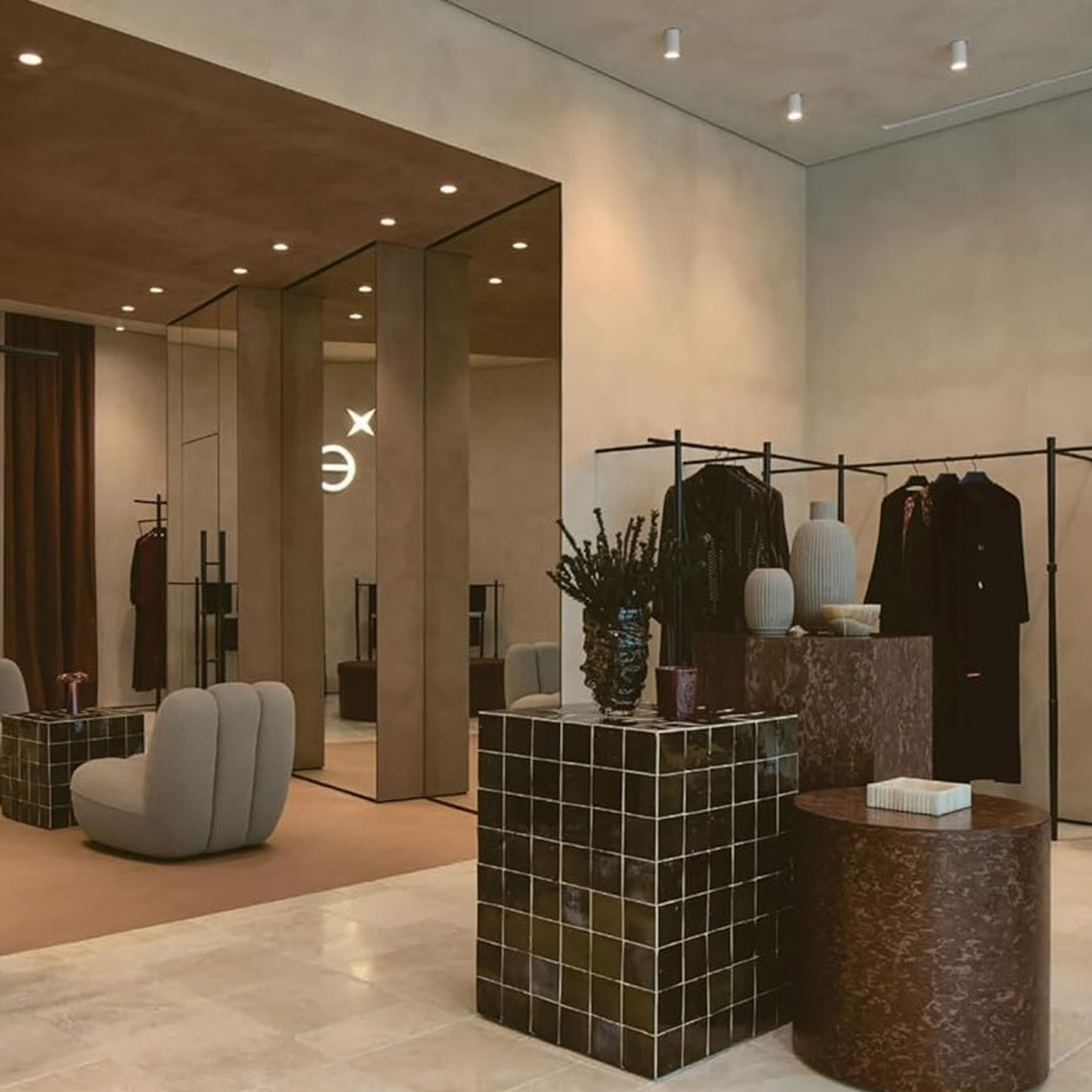 World's Best - 50 Boutiques From Around the Globe Coffee Table Book