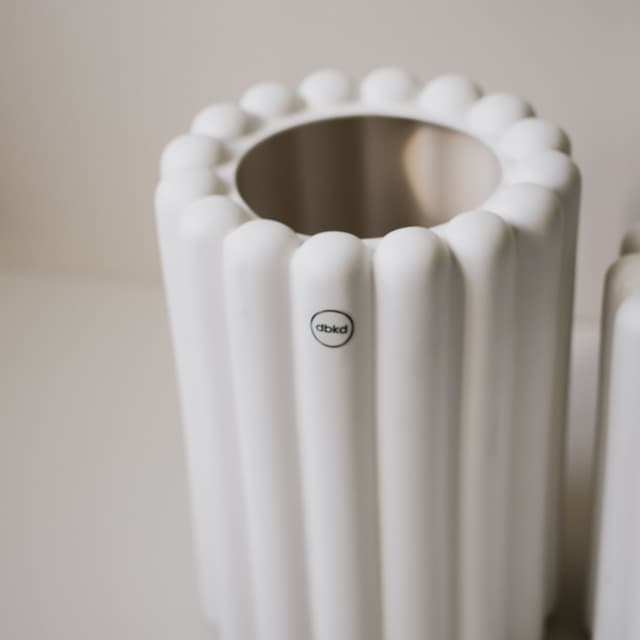 Mist Flower Pot White Large
