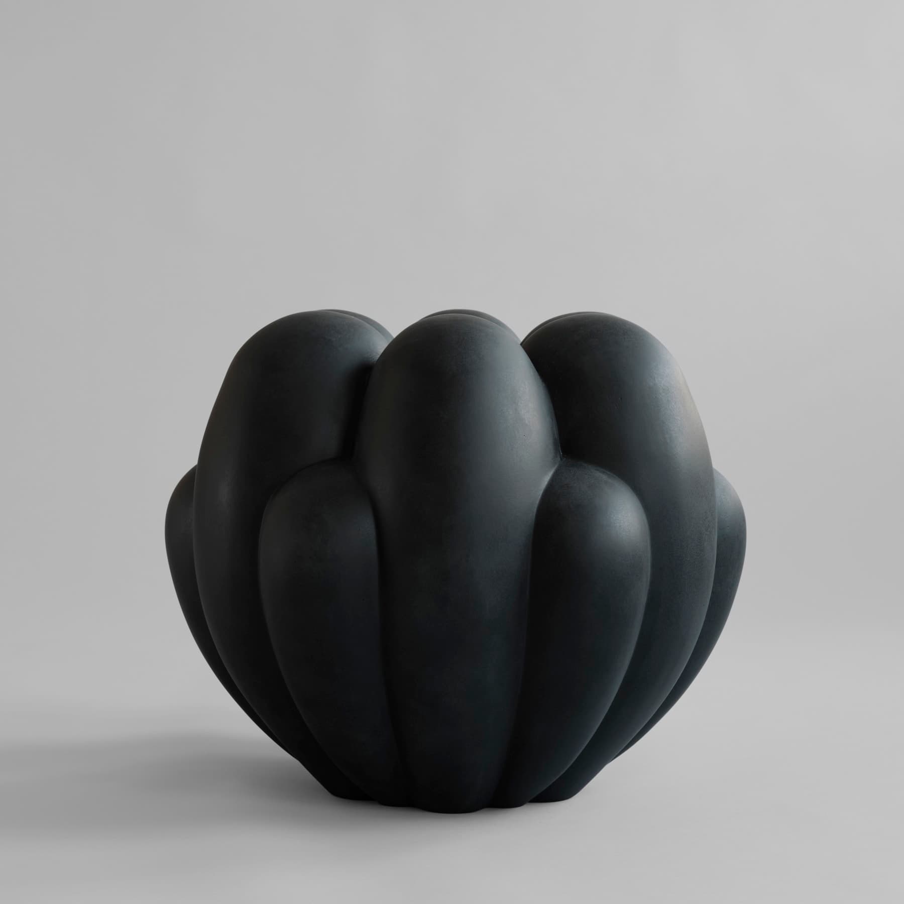 Bloom Vase Chocolate Brown Petit