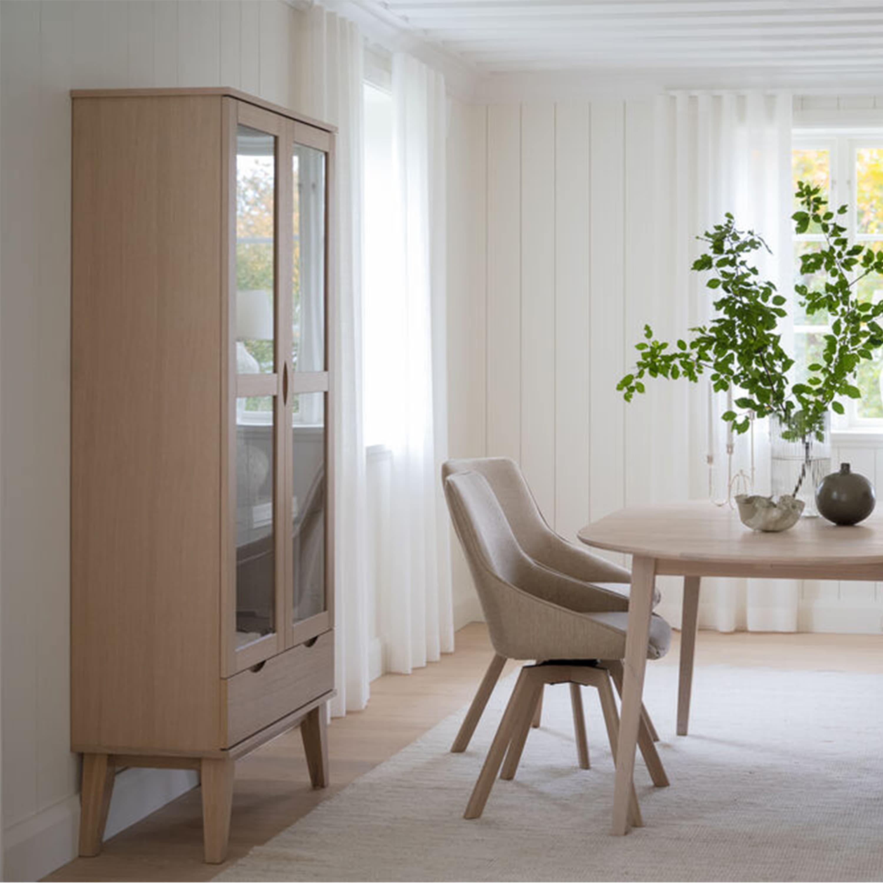Filippa Glass Cabinet White Pigmented 185cm