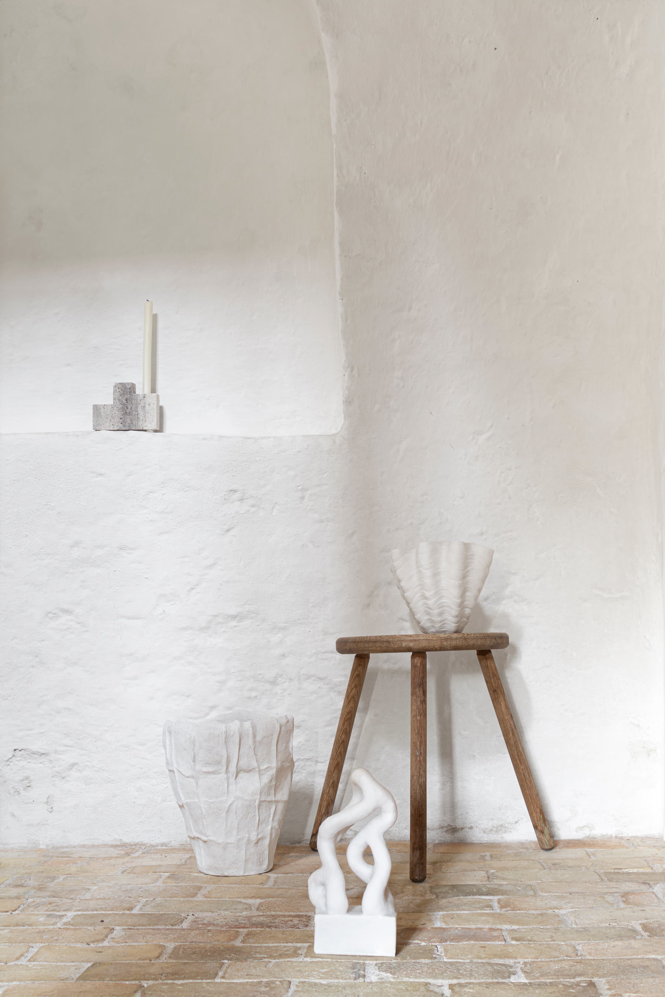 Shell Vase Offwhite Klein