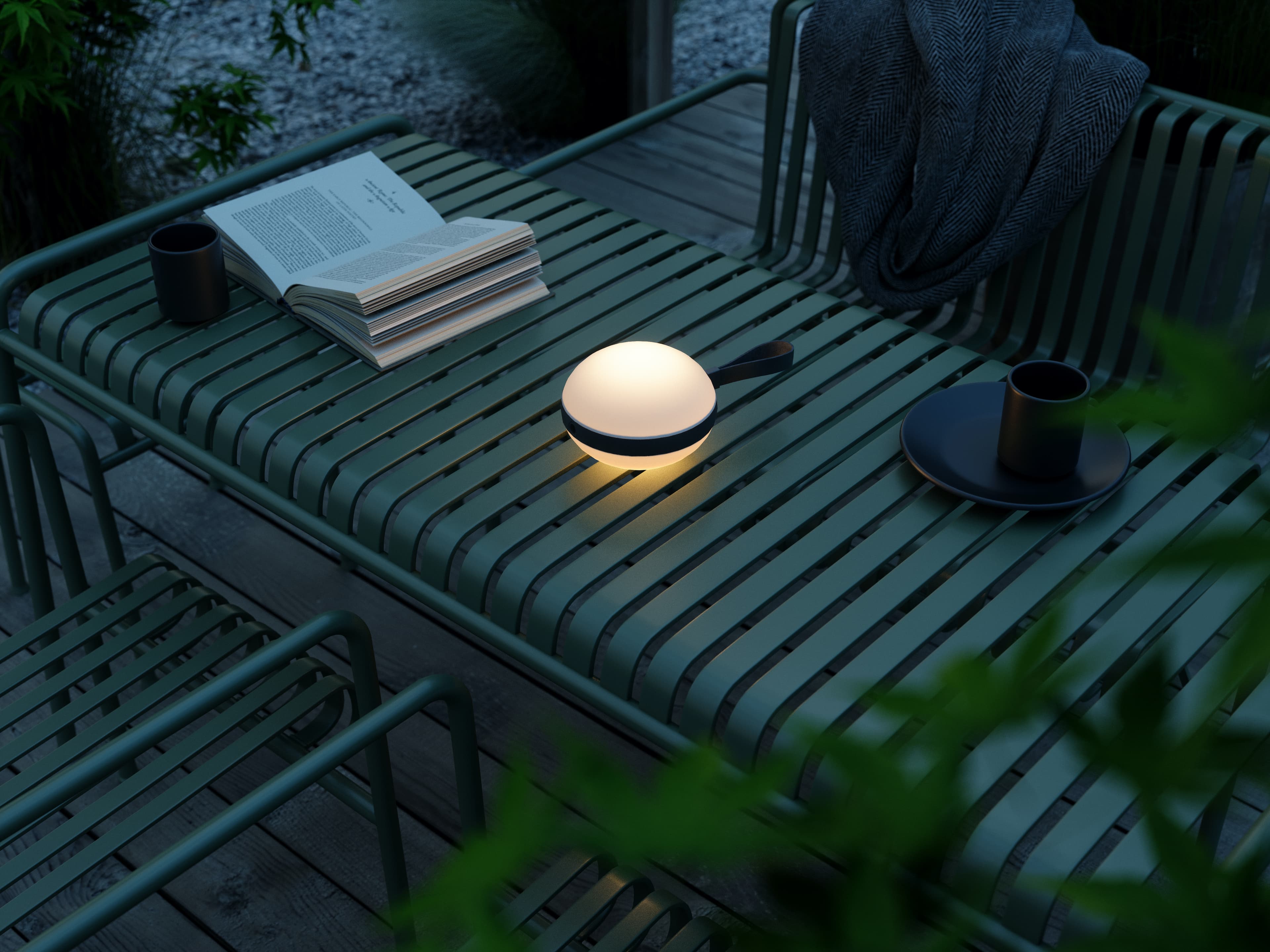 Bring To-Go 16 Wiederaufladbare Lampe Weiß/Schwarz