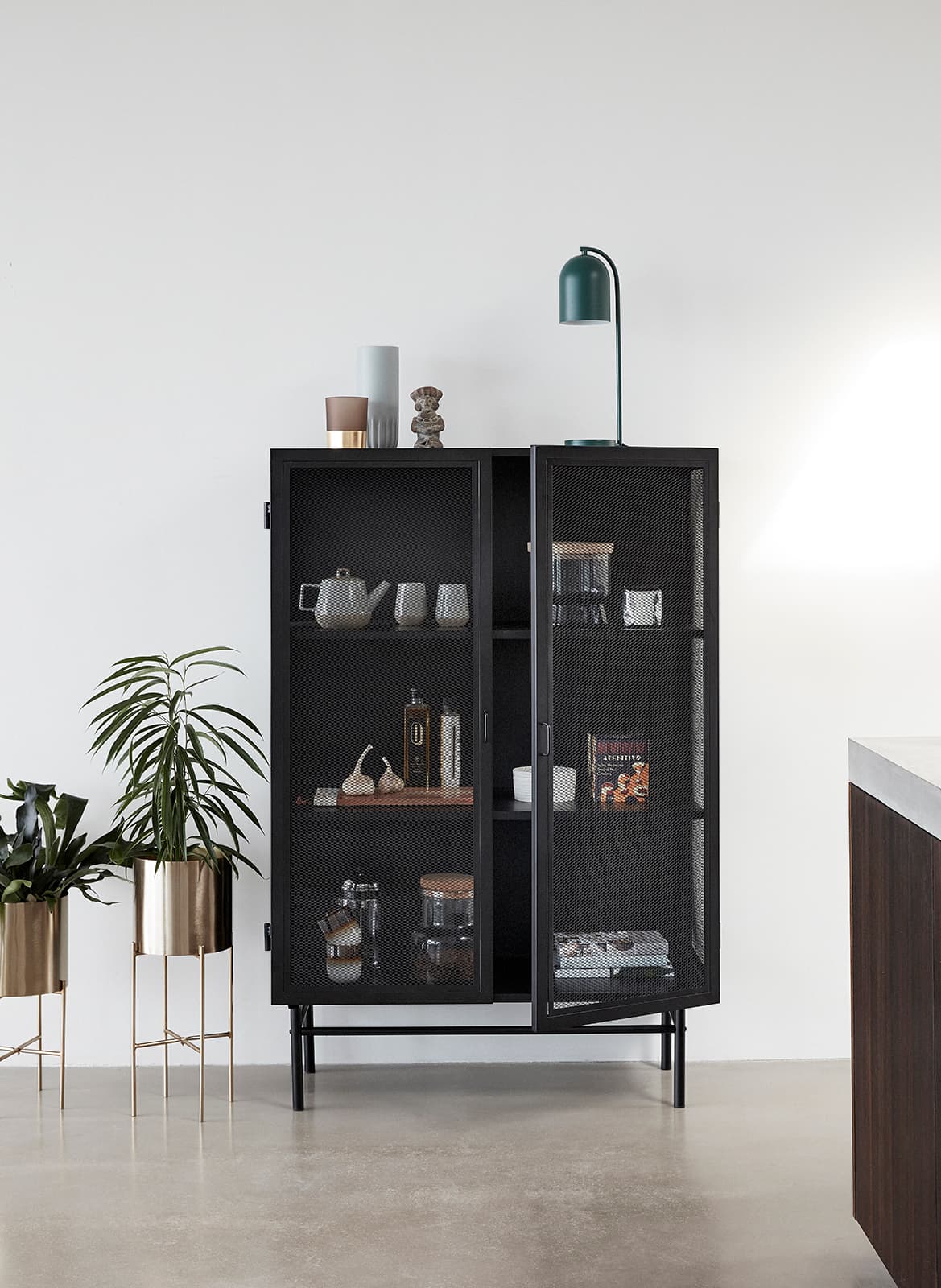 Edge Vitrinenschrank 150cm