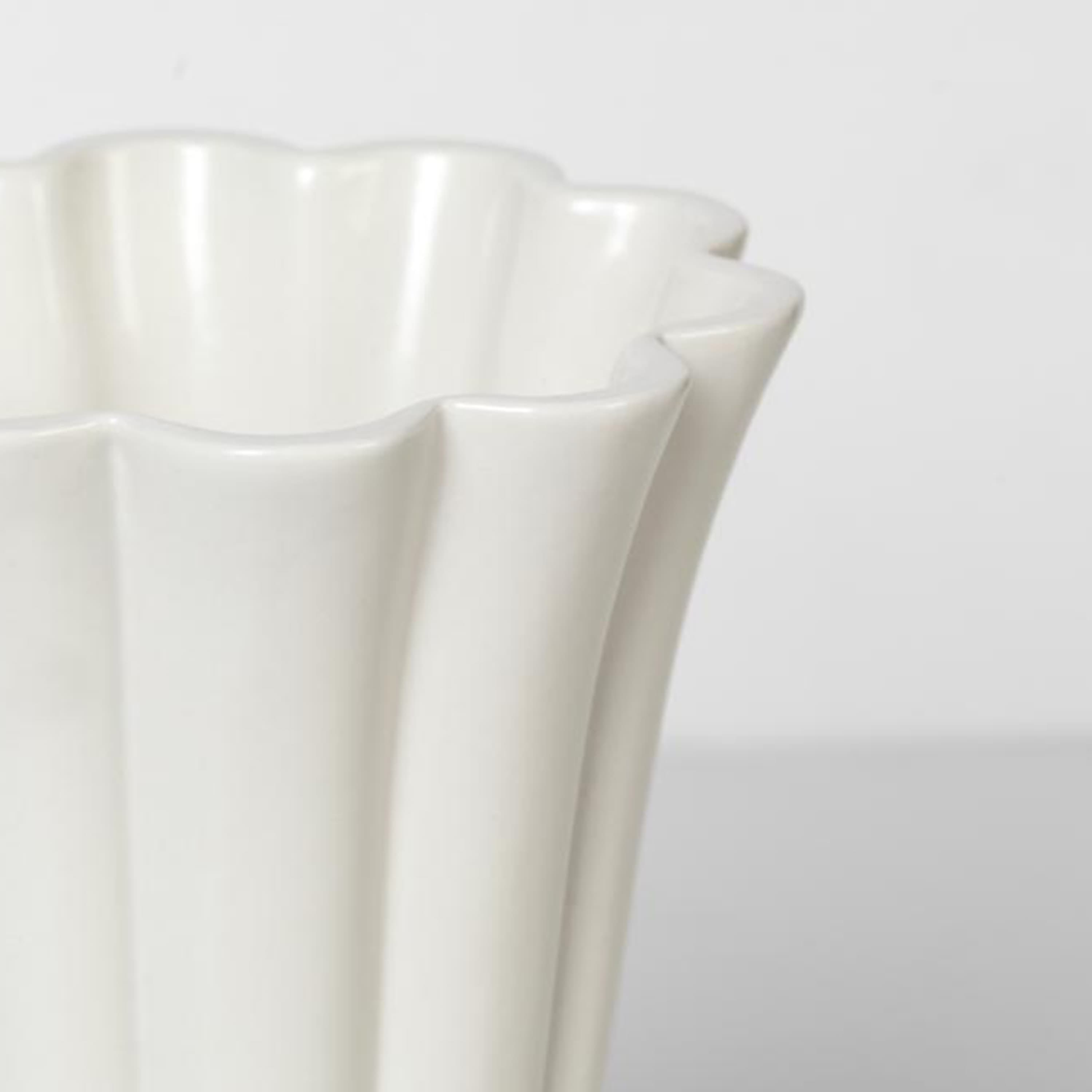 Heli Vase Cream Large