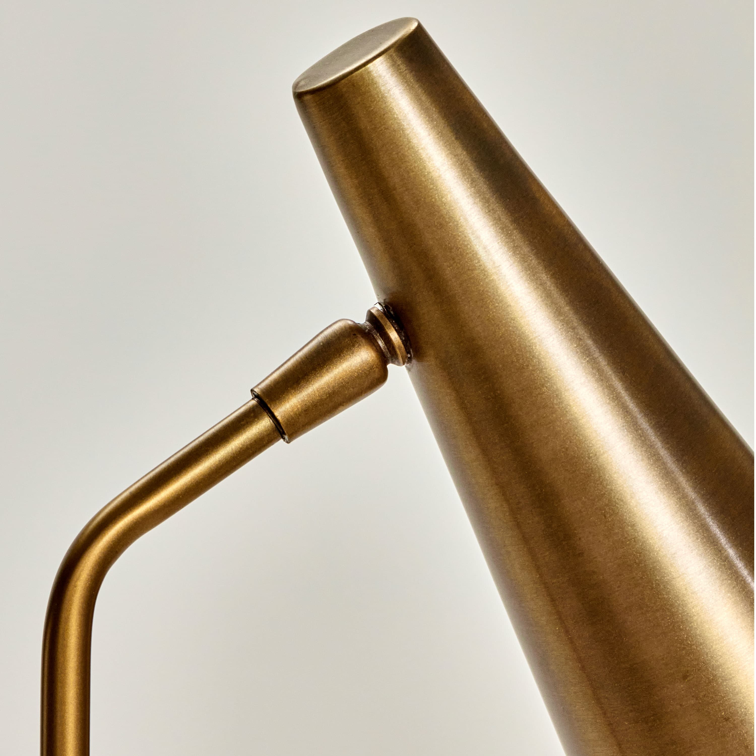 Precise Table Lamp Brass
