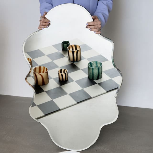 Flow Mirror L