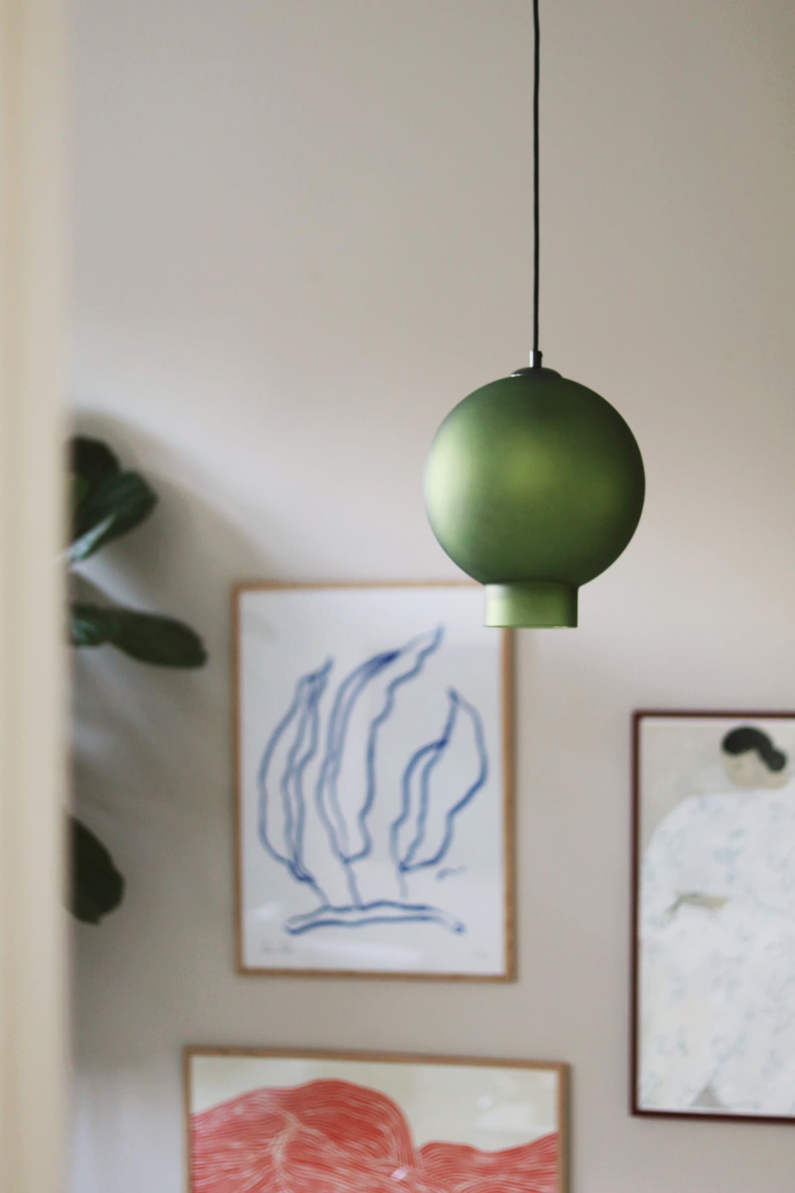 Bams Ceiling Light Frosted Green Ø25